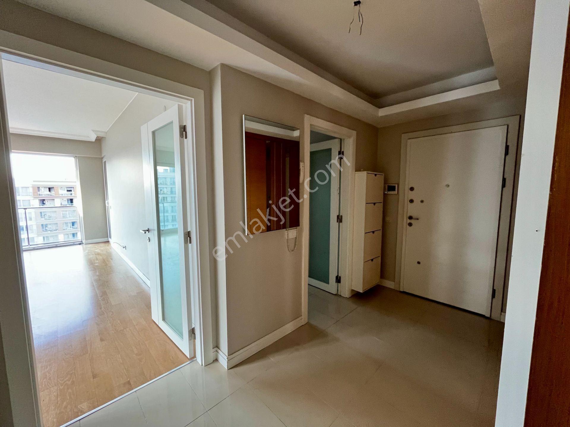 Sur Yapı Metrogarden Tek Yetkili Satış Ofisi Kiralık 3+1 Daire - Görsel 33
