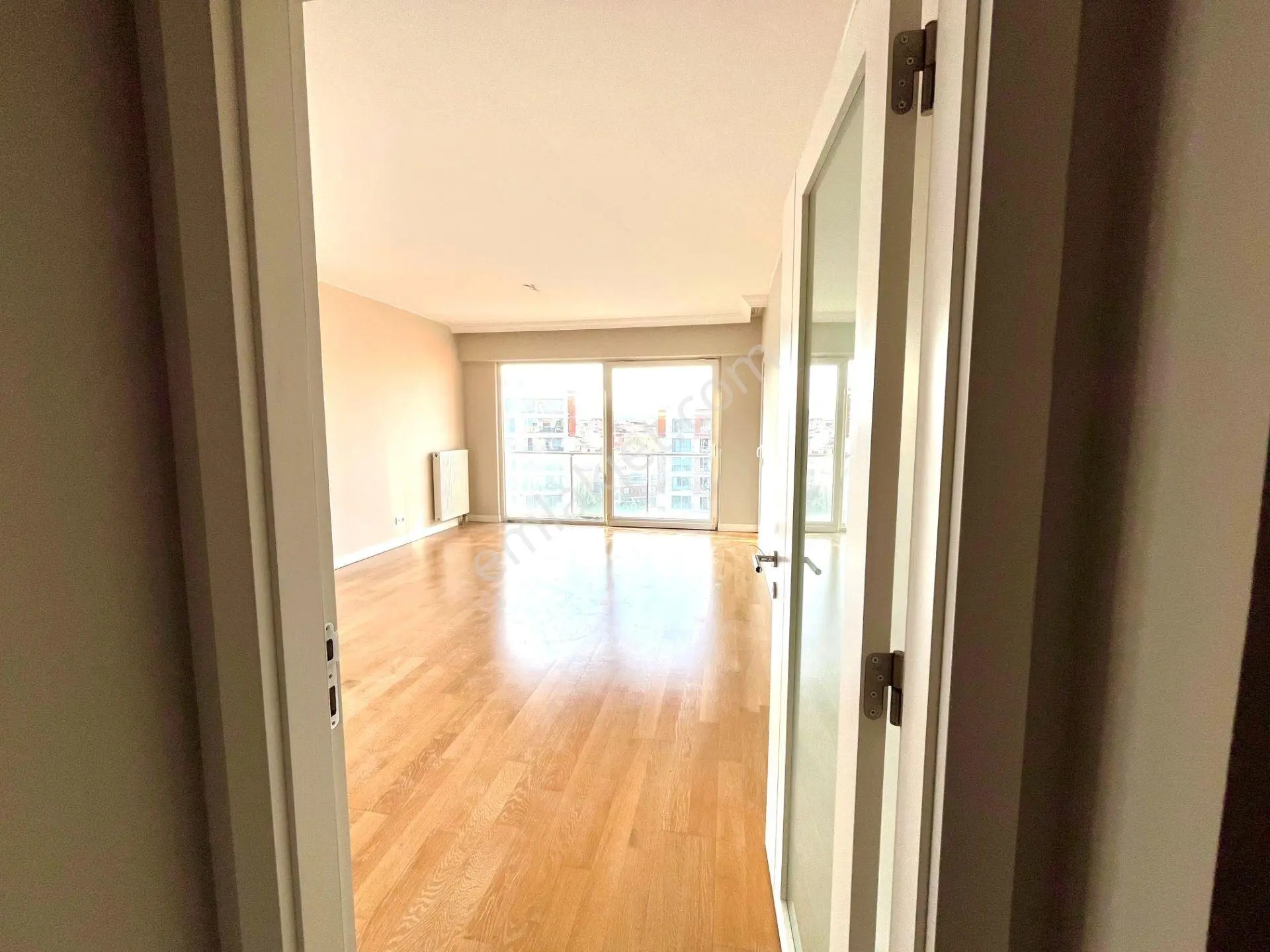 Sur Yapı Metrogarden Tek Yetkili Satış Ofisi Kiralık 3+1 Daire - Görsel 3