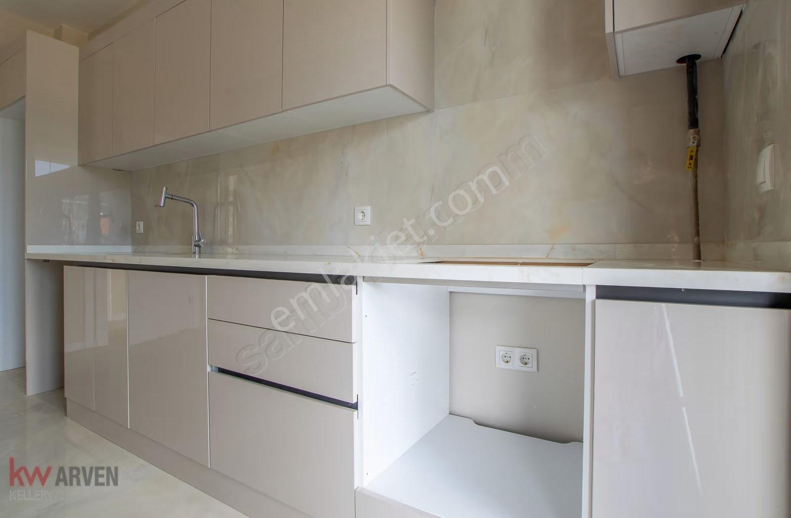 Kw Arven'den Fatih Mah. Cadde Üzeri Kiralık 3+1 Daire - Görsel 14