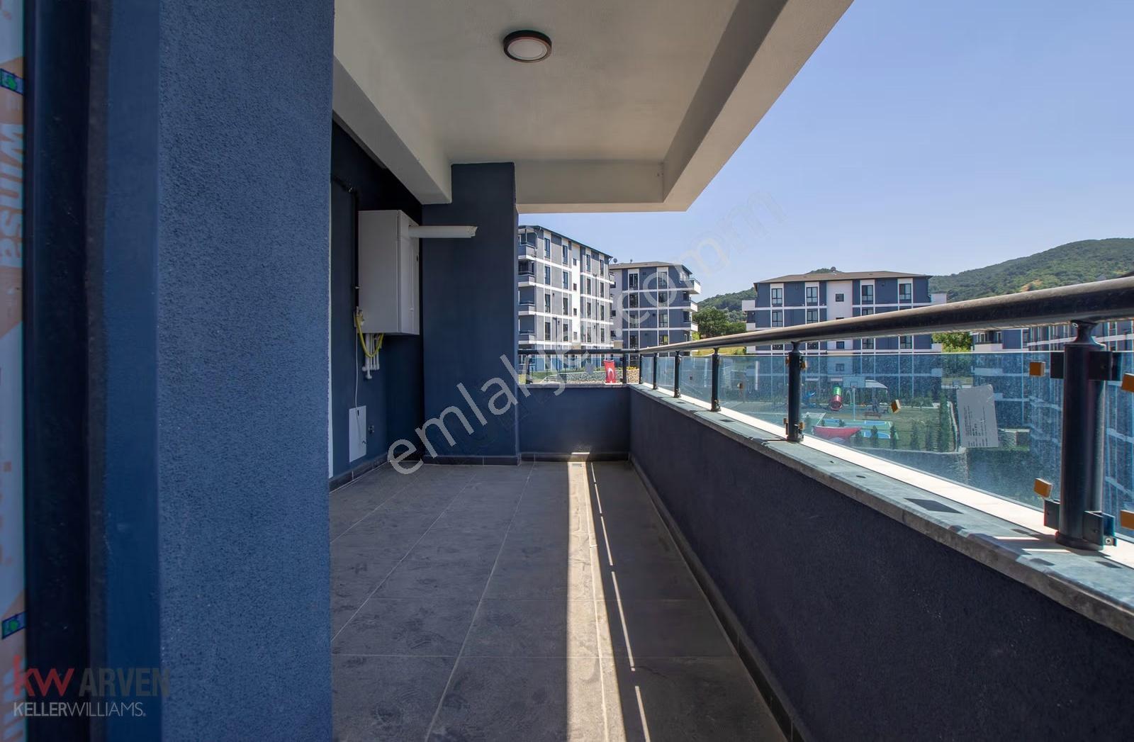 Kw Arven Gölcük Mavi Şehir Sitesi Kiralık 3+1 Çatı Dubleks Daire - Görsel 24