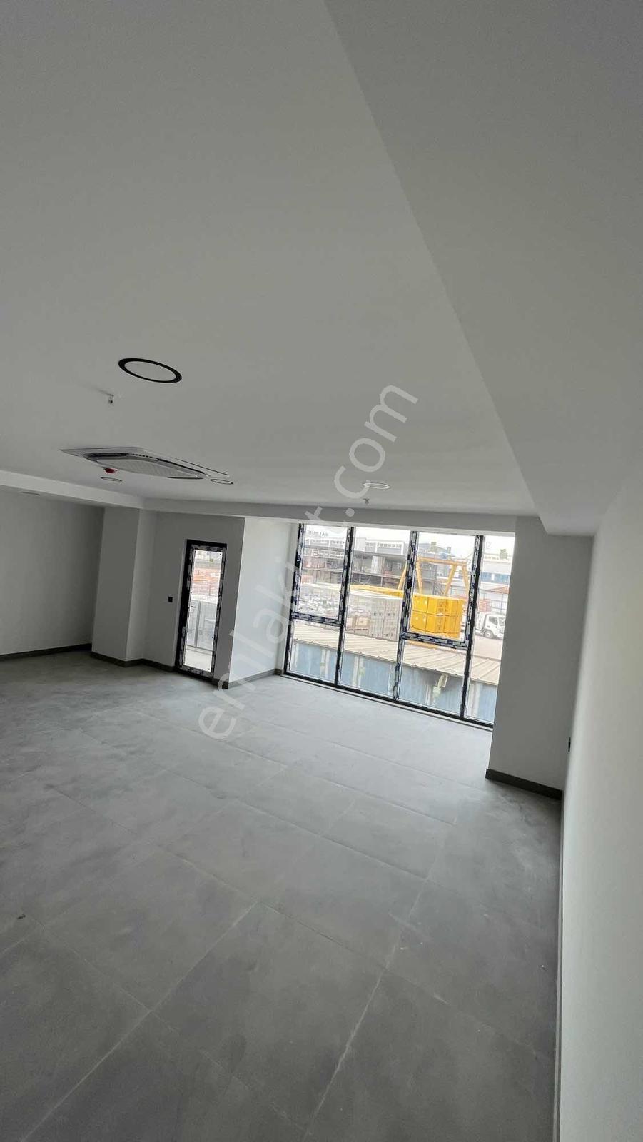 Ulucan'dan İnegöl Kozluca Yolunda Kiralık Ofis & Büro - Görsel 7