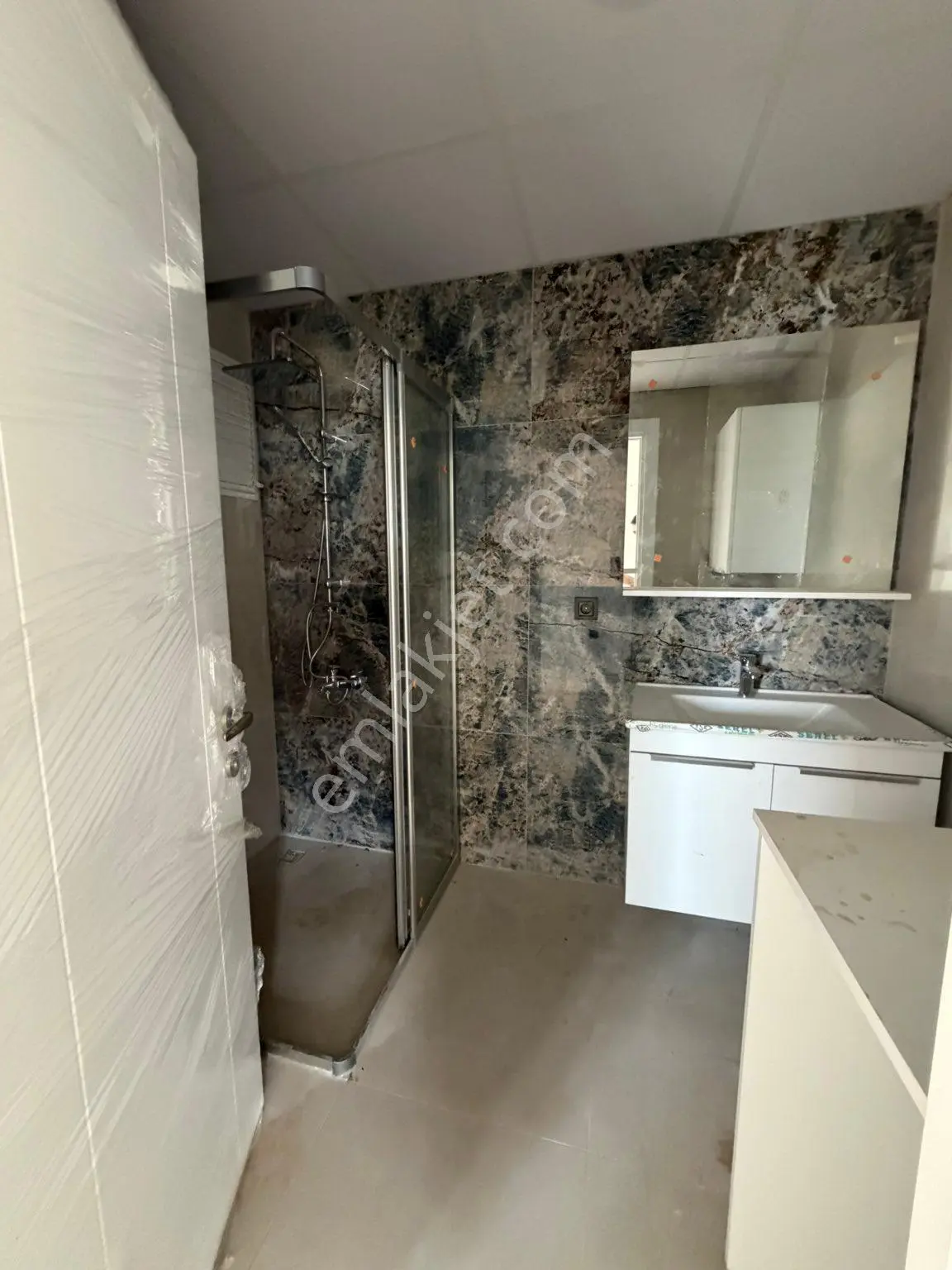 Kanal Bulvar Üzeri Sıfır Yapı Çok Cazip Oturuma Hazır 2+1 Daire - Görsel 22
