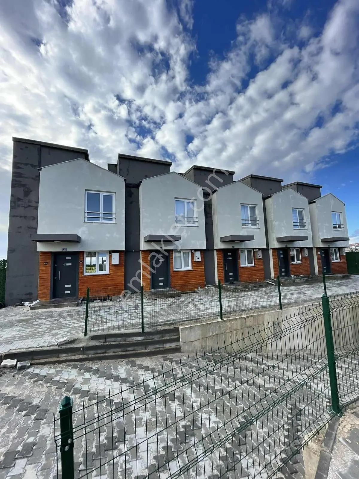 Acil! Melsa Başoda'dan Kosova Mah. Satılık 2+1 Butik Villa