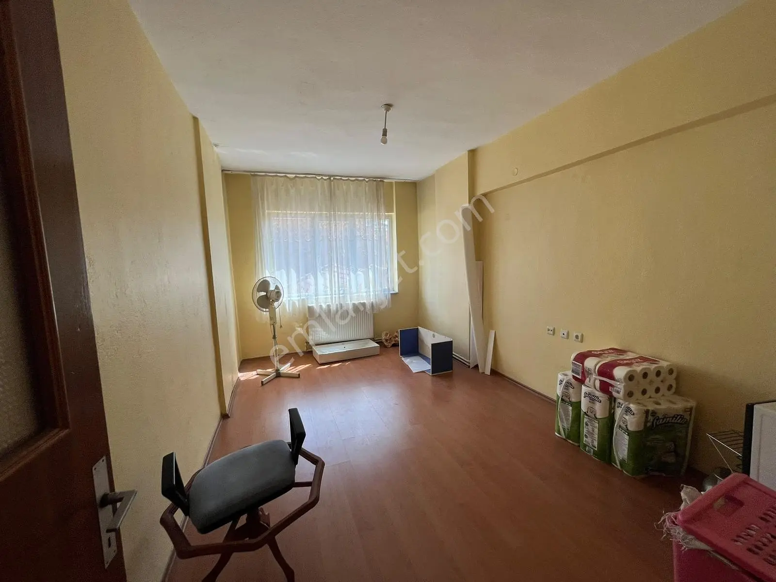 Menderes Caddesi'nde Satılık 3+1 Geniş Ve Ferah Daire - Görsel 38