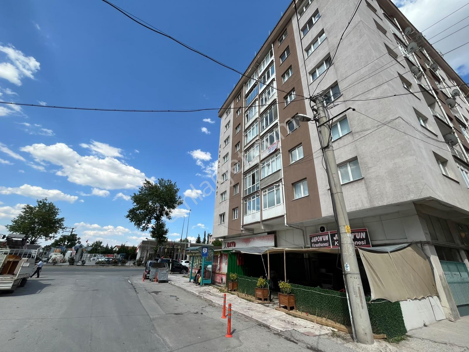Menderes Caddesi'nde Satılık 3+1 Geniş Ve Ferah Daire - Görsel 15