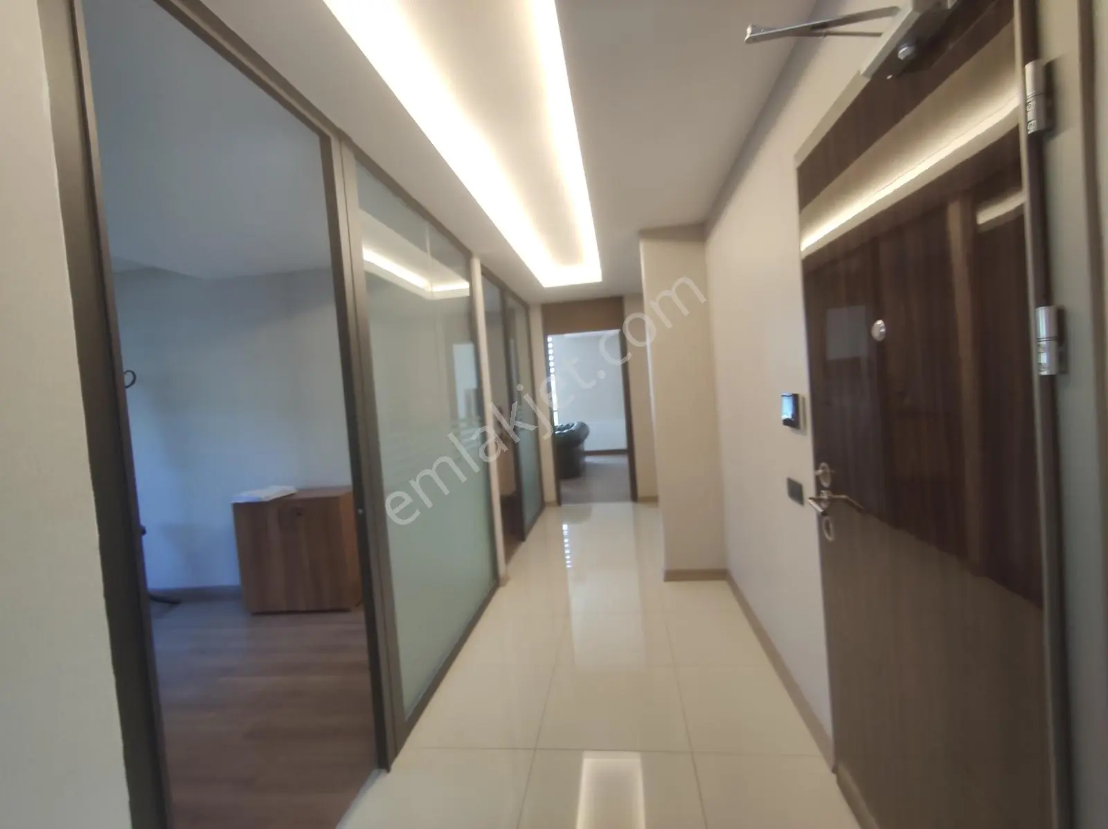 Mustafa Kemal'de Bölümlü Köşe Keyifli Ofis ! - Görsel 3