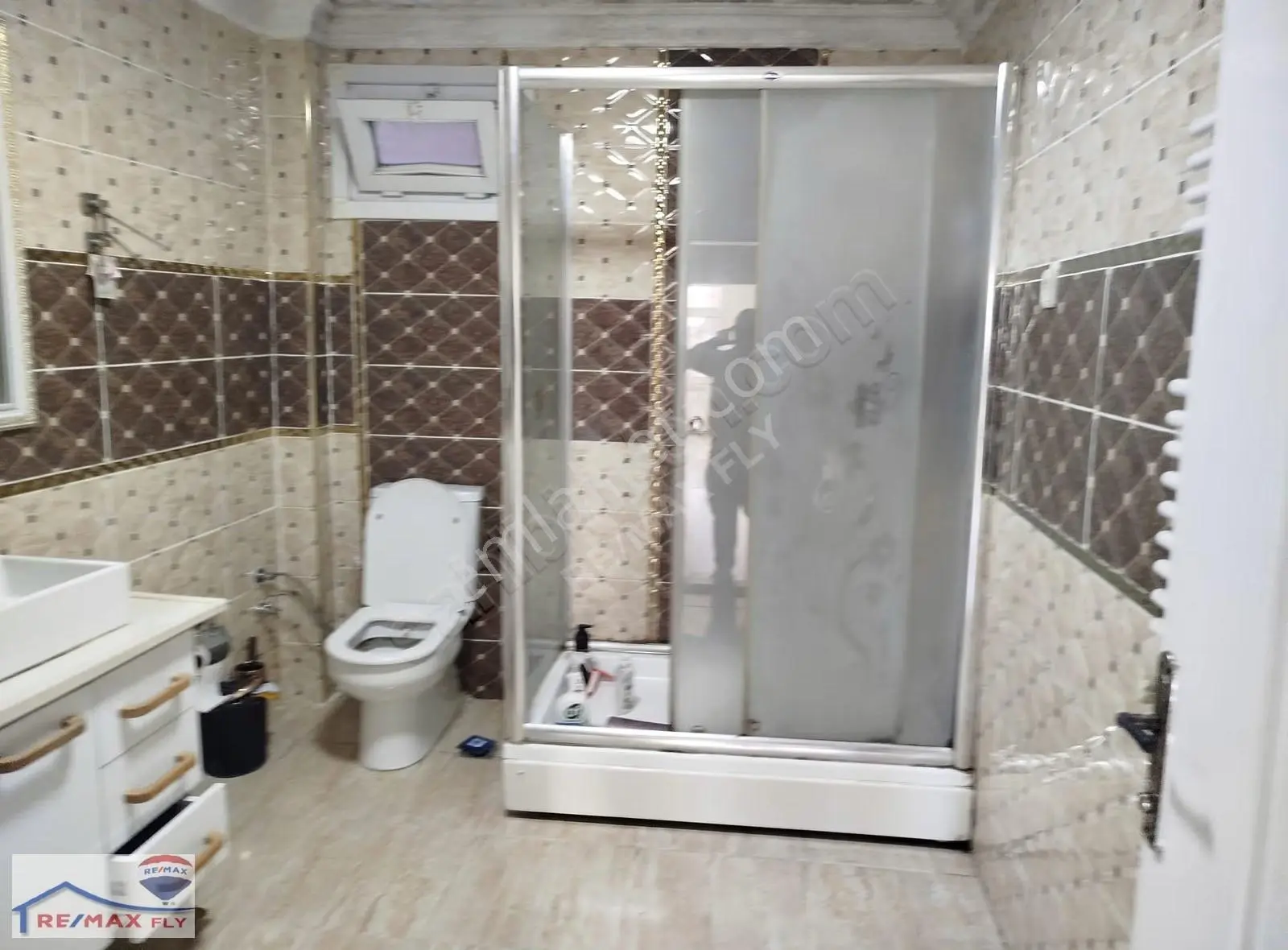 Fsm Mahallesi'nde Merkezi Konumda Ferah 2+1 Satılık Daire - Görsel 2