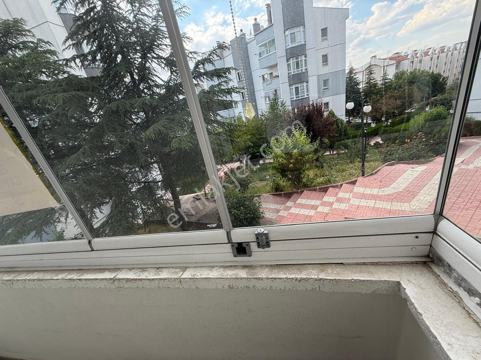 Öncü'den Ayyıldız Mahallesi'nde Katta Kiralık 3+1 Daire - Görsel 12