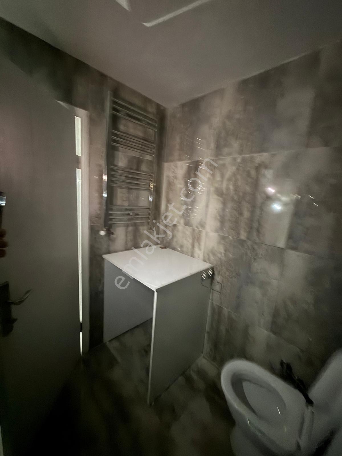 Öncü'den Ayyıldız Mahallesi'nde Katta Kiralık 3+1 Daire - Görsel 21