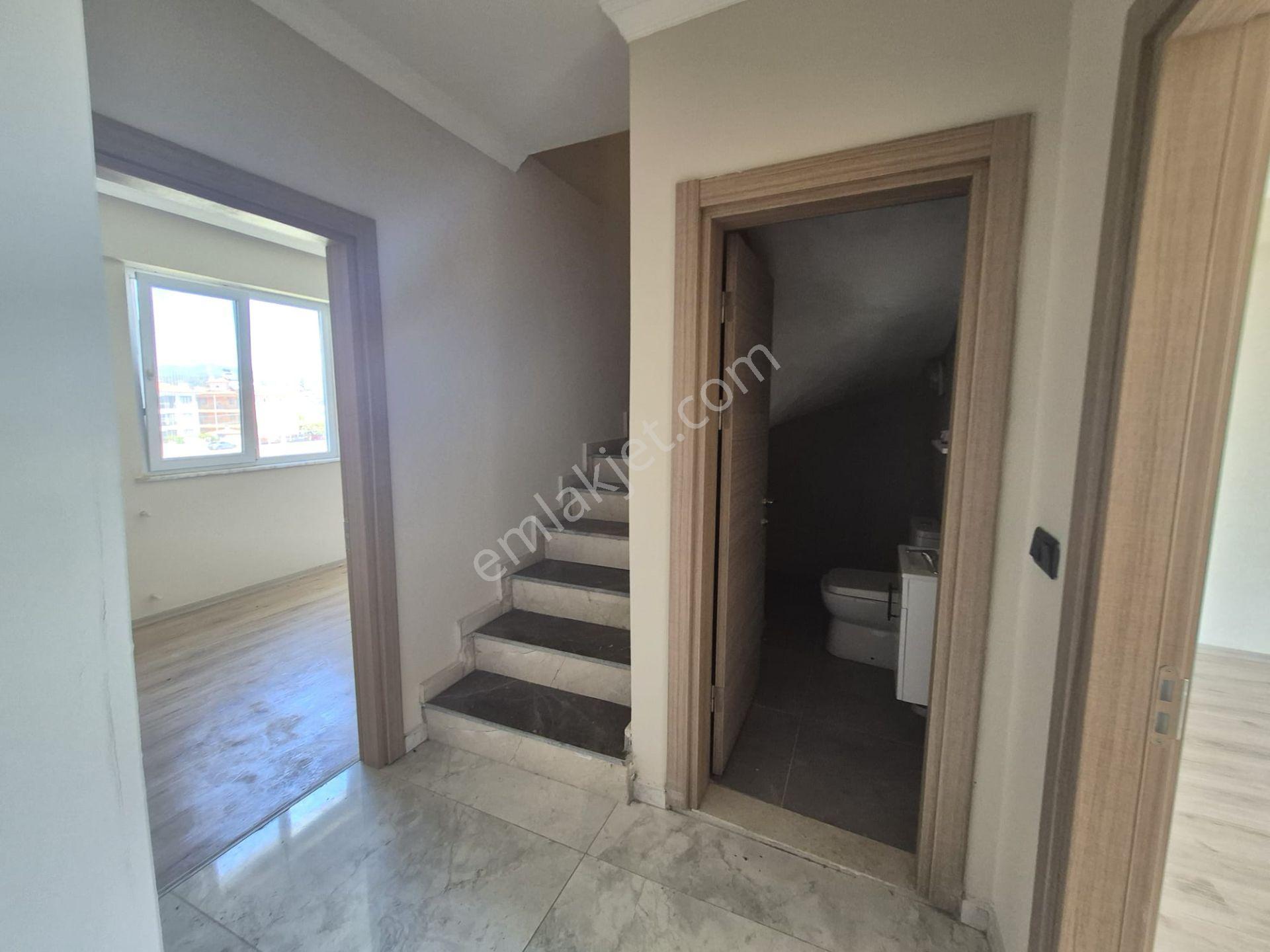 Stop’tan Hürriyet’te *kapalı Mutfak Dubleks* 4+1 Kiralık Daire - Görsel 24