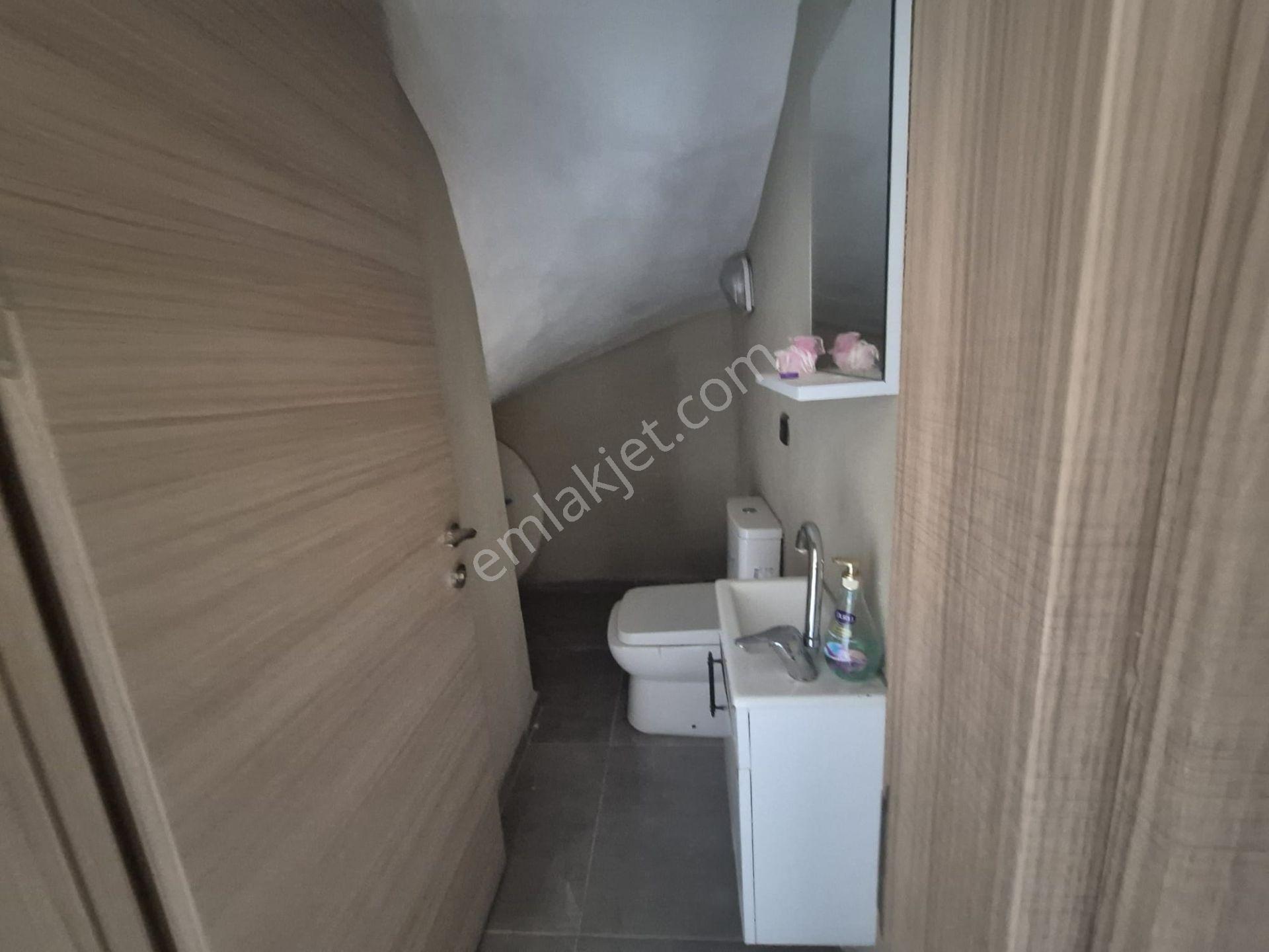 Stop’tan Hürriyet’te *kapalı Mutfak Dubleks* 4+1 Kiralık Daire - Görsel 14