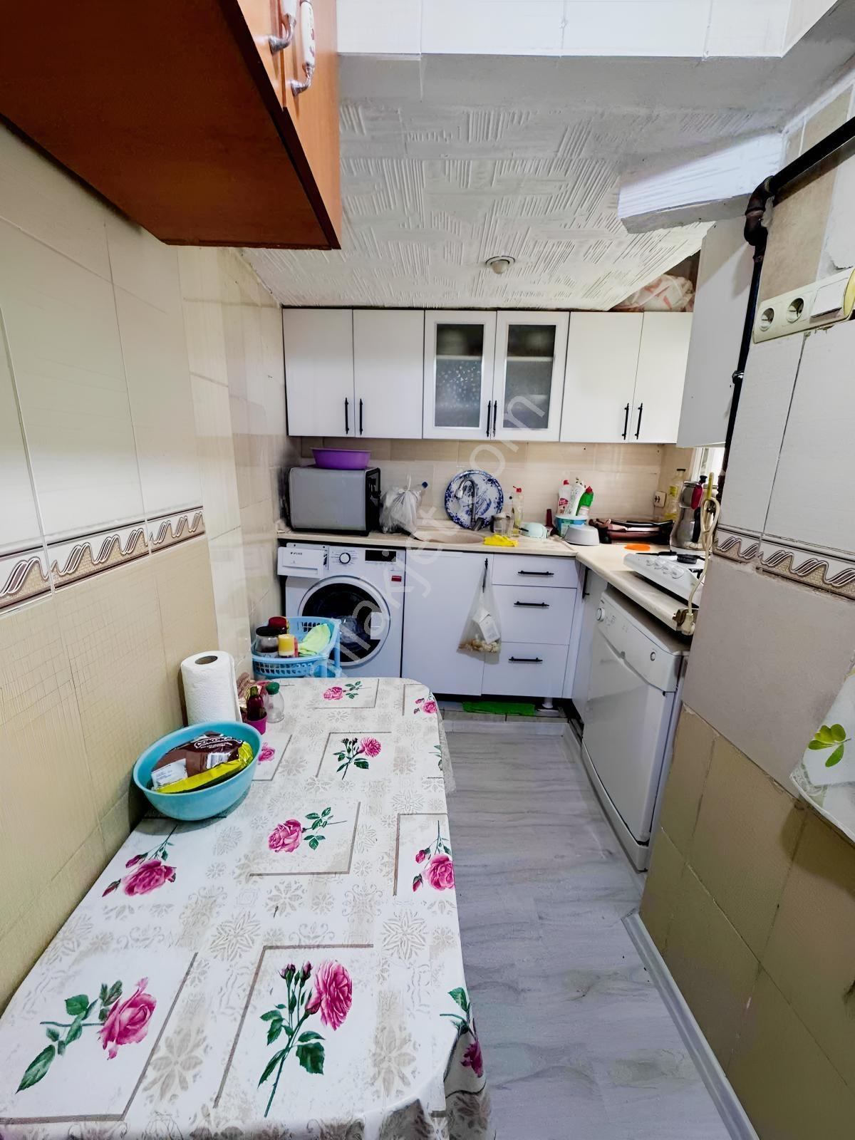 Işık'dan Nine Hatun'da 2008 Yapım Satılık 1+1 Daire 70m² - Görsel 17