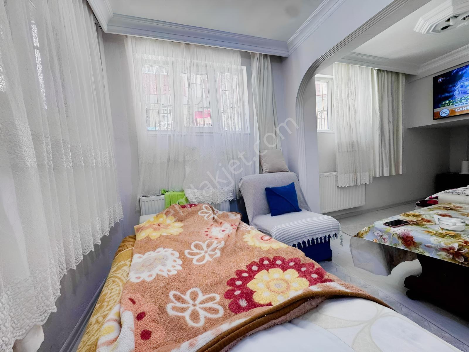 Işık'dan Nine Hatun'da 2008 Yapım Satılık 1+1 Daire 70m² - Görsel 2