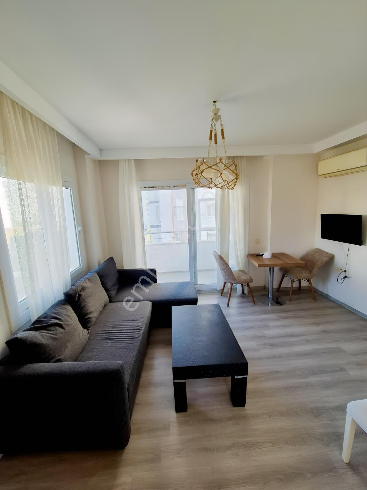 Çarkıpare'de 1+1 Full Eşyalı Stad Yakını Geniş Oturumlu Kiralık - Görsel 6