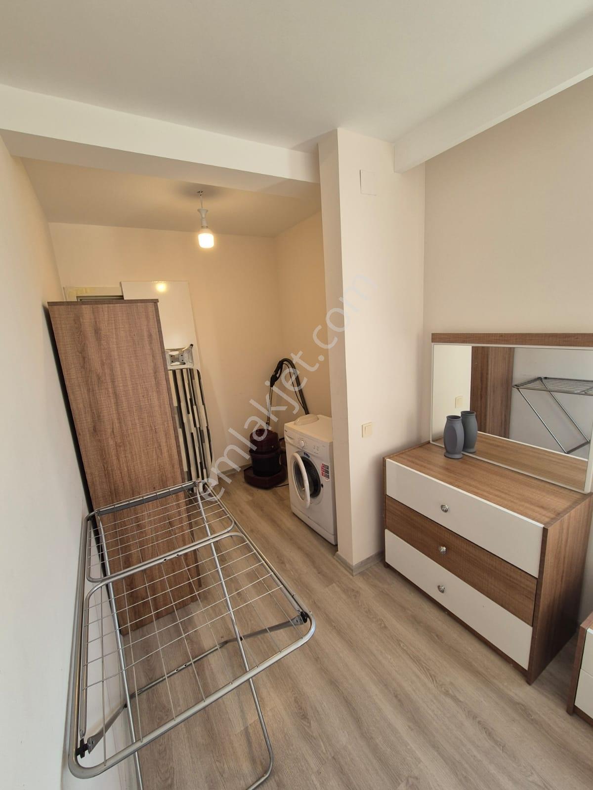 Çarkıpare'de 1+1 Full Eşyalı Stad Yakını Geniş Oturumlu Kiralık - Görsel 13
