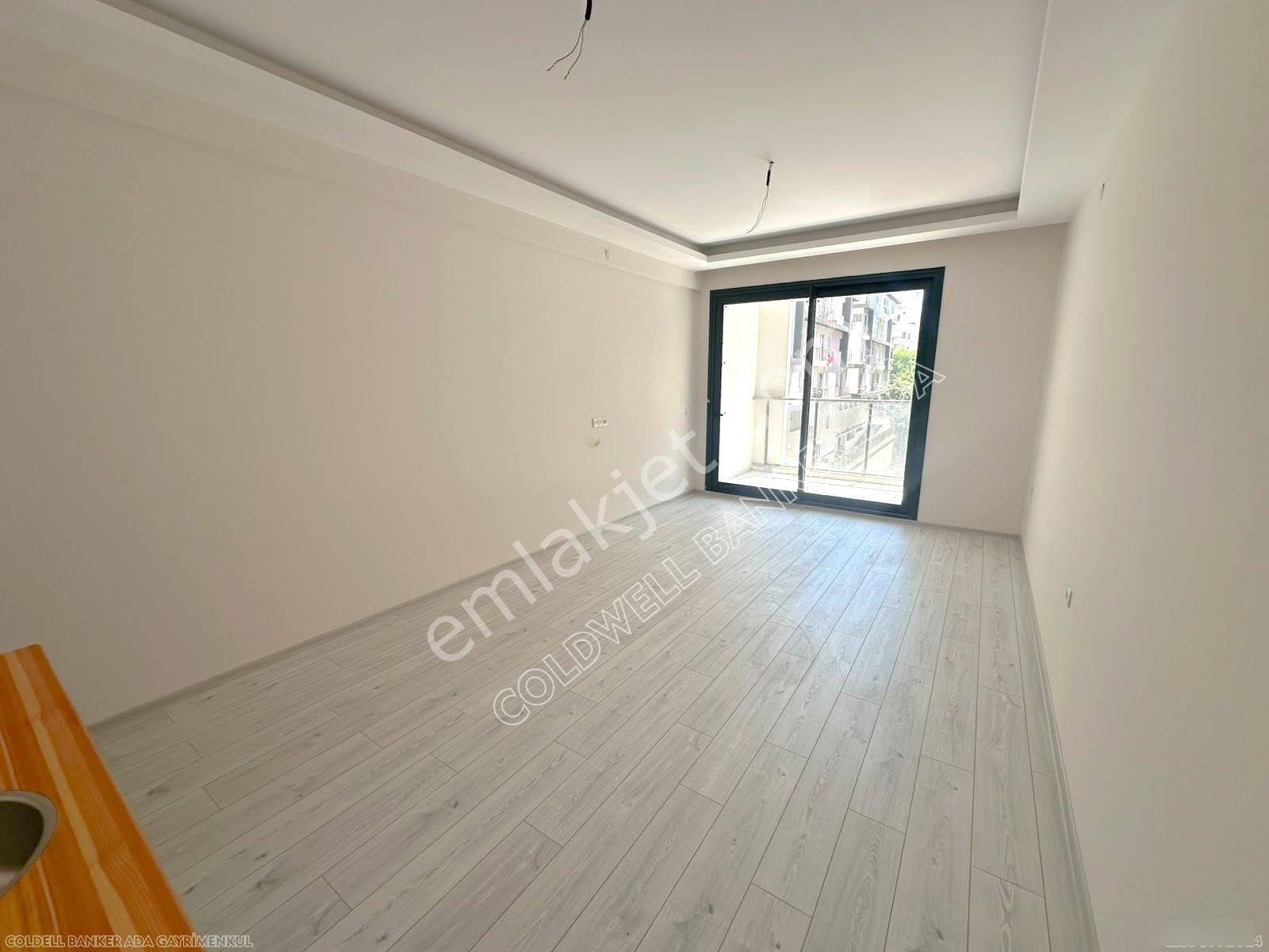 Kuşadası Merkezde Kiralık 1+0 Ofis - 38m² - Görsel 12