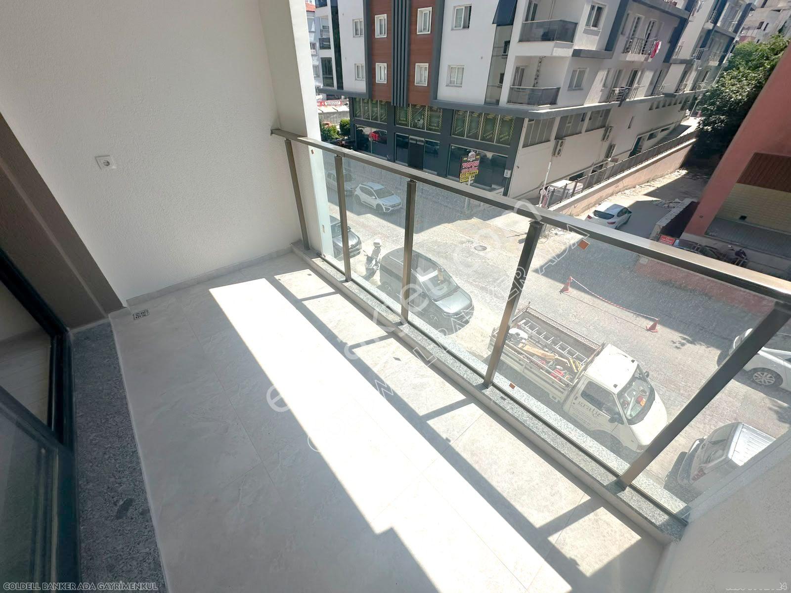 Kuşadası Merkezde Kiralık 1+0 Ofis - 38m² - Görsel 21