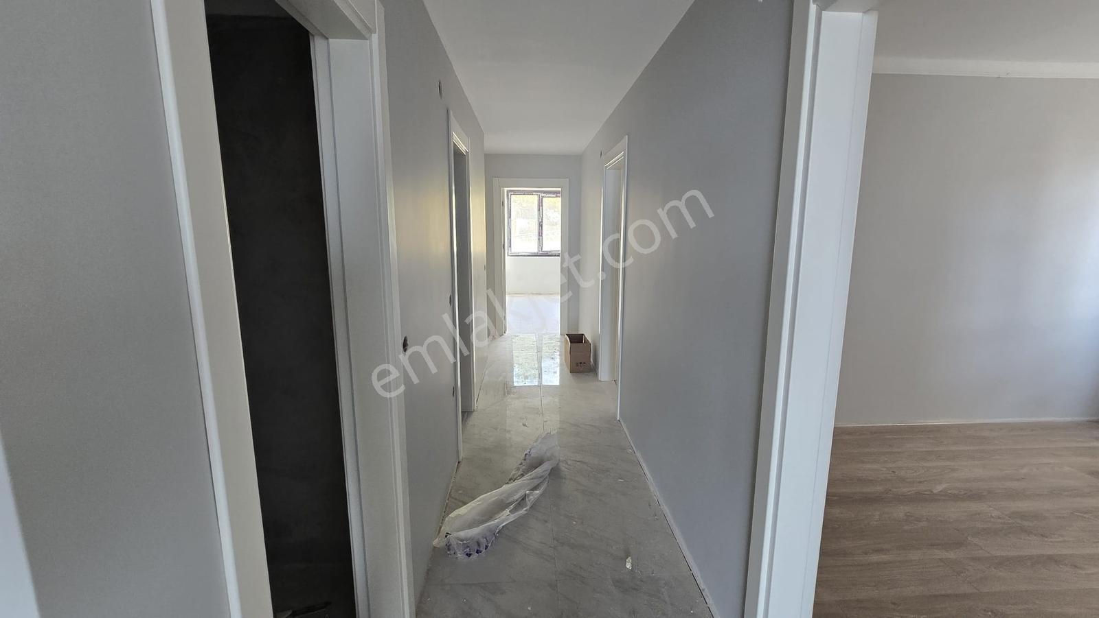 Yalıncak Villa Kent Sitesinde Manzaralı 220 M² 4+1 Satılık - Görsel 7