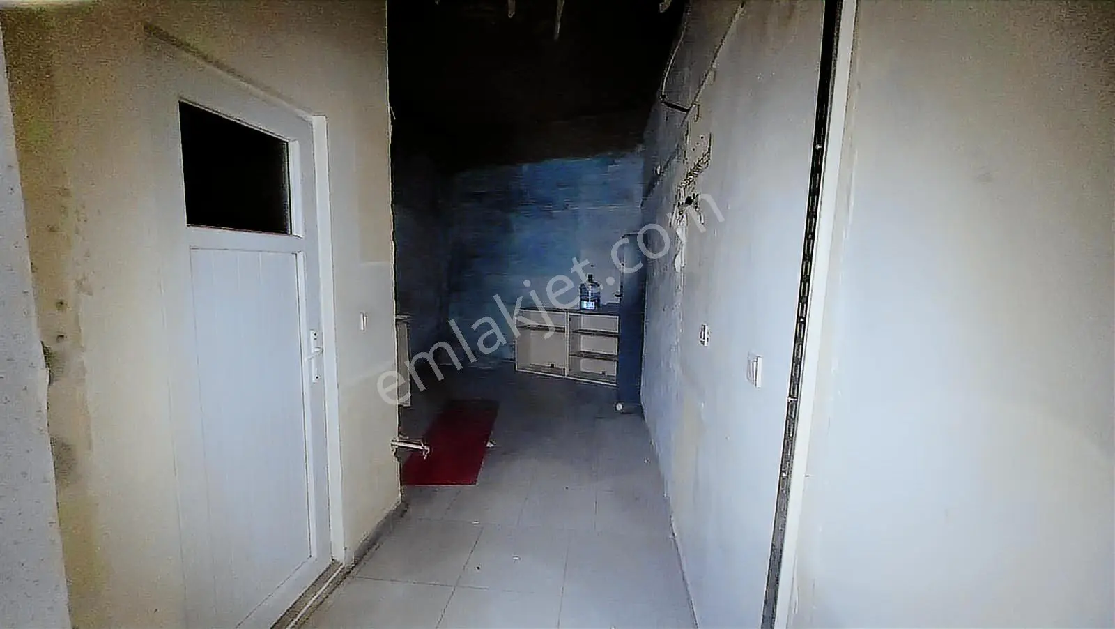Beşevler Bilginler Caddesi Kiralık Dükkan - Görsel 3