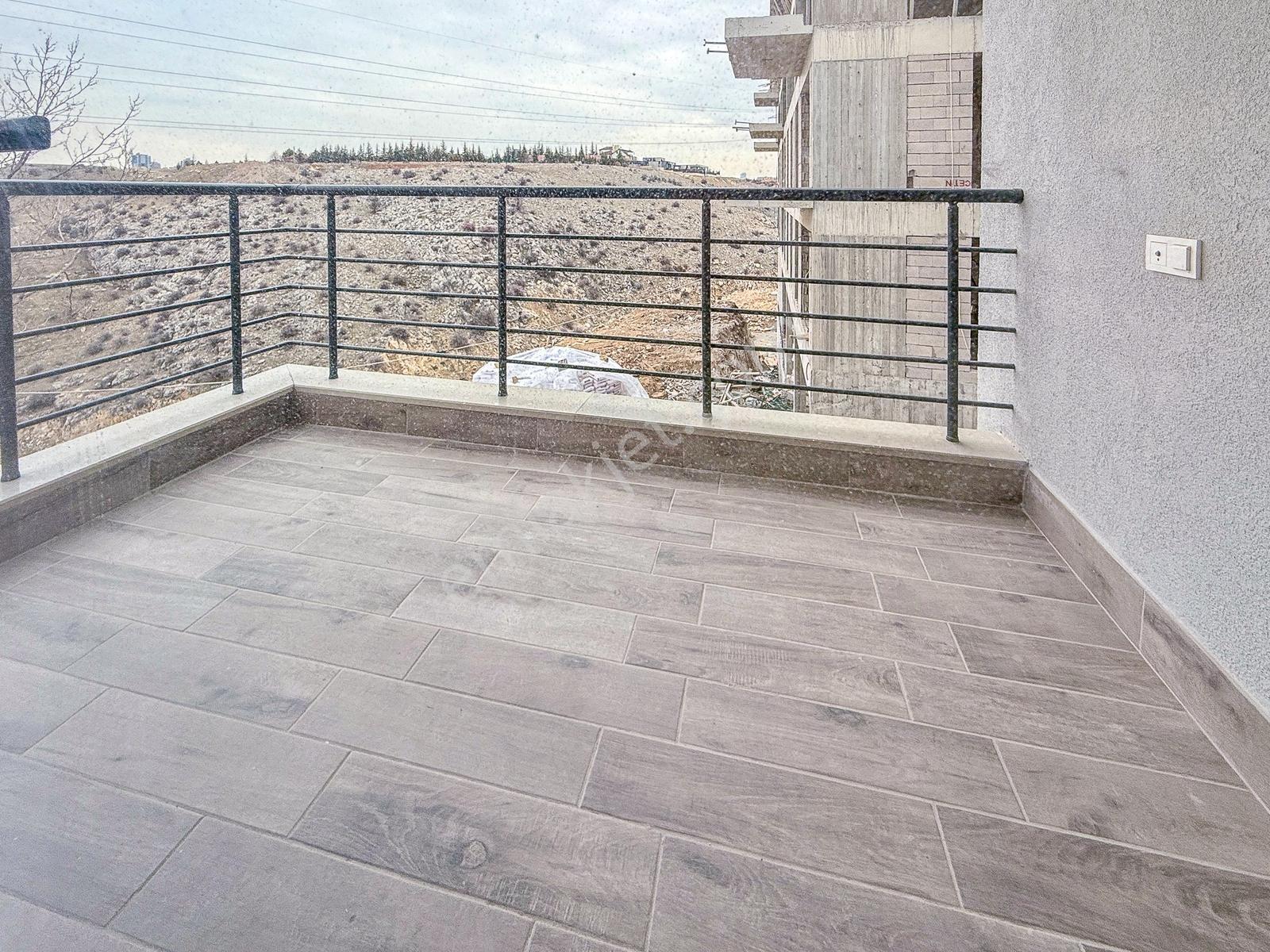İncek'te Eşyalı Kiralık 2+1 Geniş Balkon, Kapalı Otopark, İskan - Görsel 24