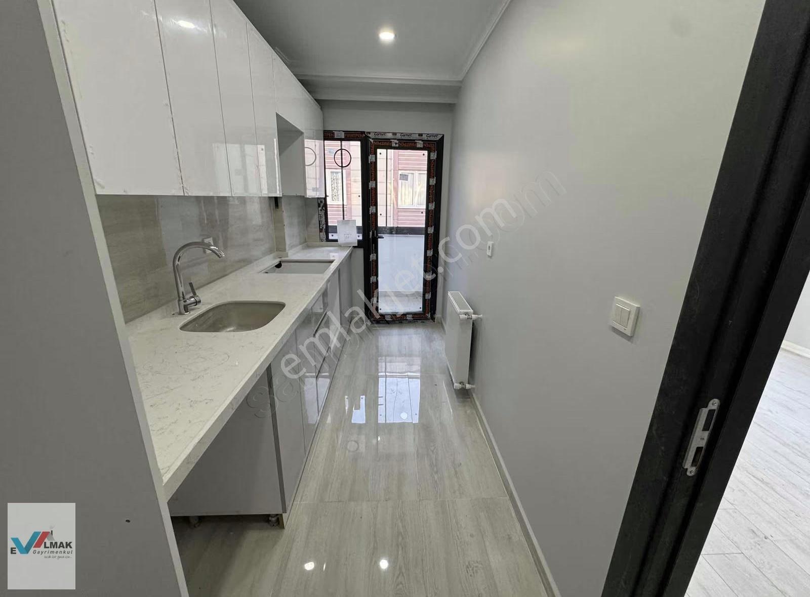 Evalmak'ta 2+1 Cadde Üzeri Sıfır 90m2 Satılık Arakat Daire - Görsel 3