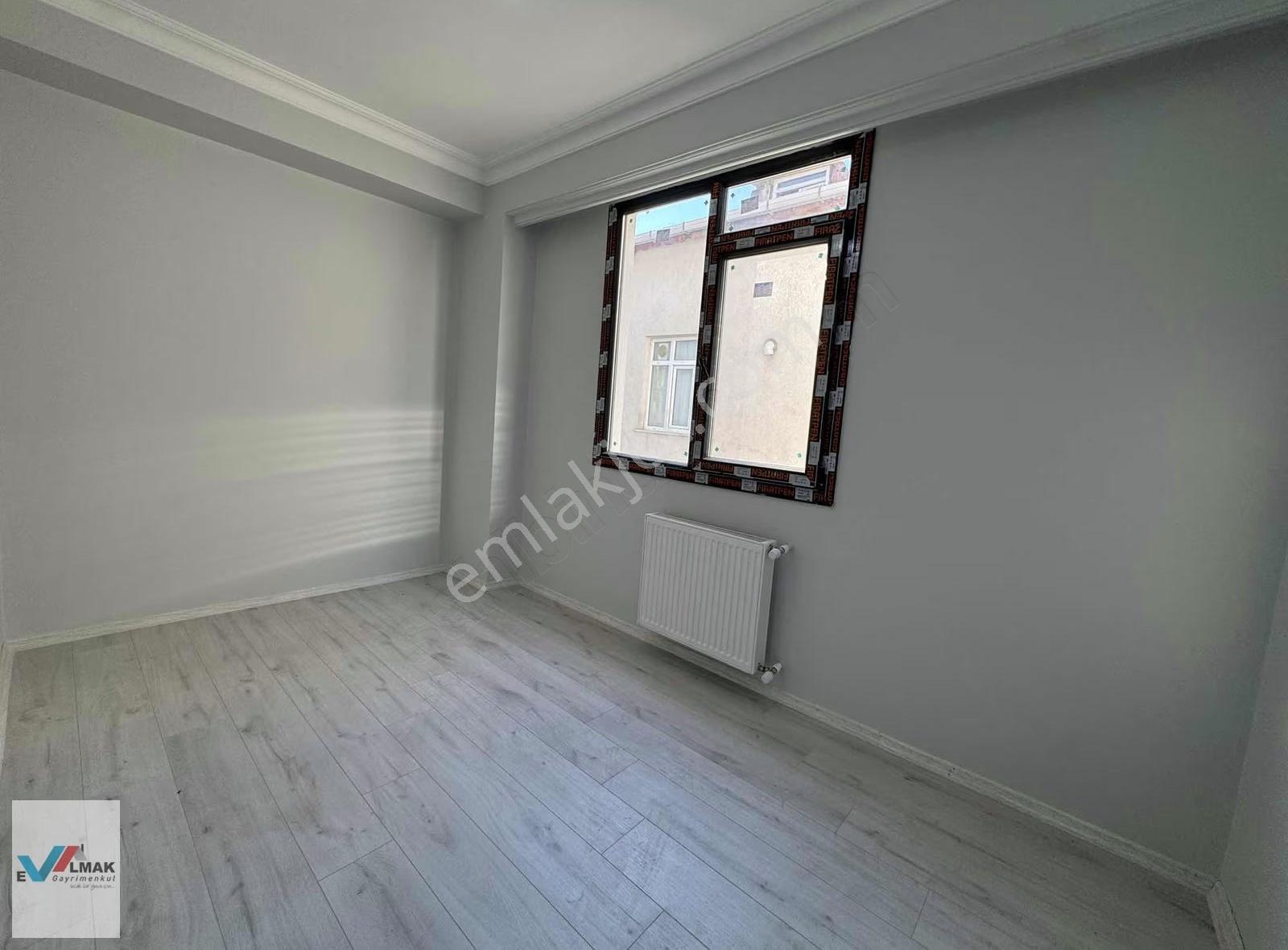 Evalmak'ta 2+1 Cadde Üzeri Sıfır 90m2 Satılık Arakat Daire - Görsel 15