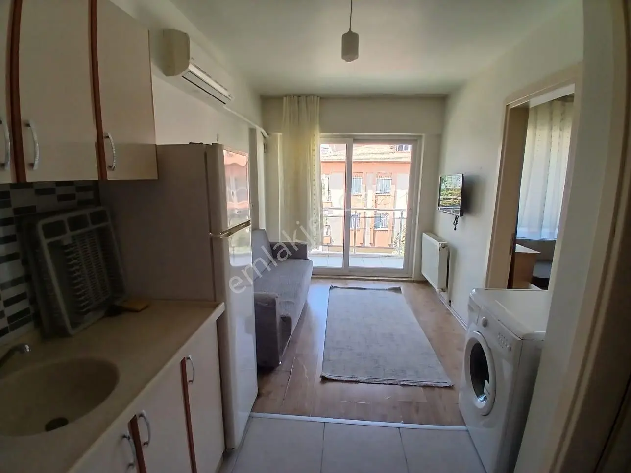Ender Uysal Gayrimenkulden Asmalıevlerde Klimalı Balkonlu 1+1 Kiralık Apart. - Görsel 4