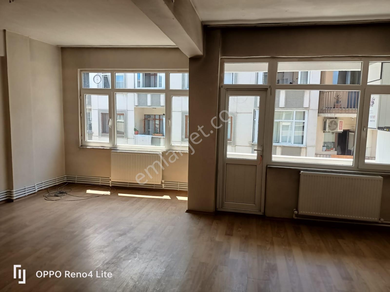 Meydan Hacıkasım' Da Kiralık Daire/ofis- Merkezi Konum - Görsel 6