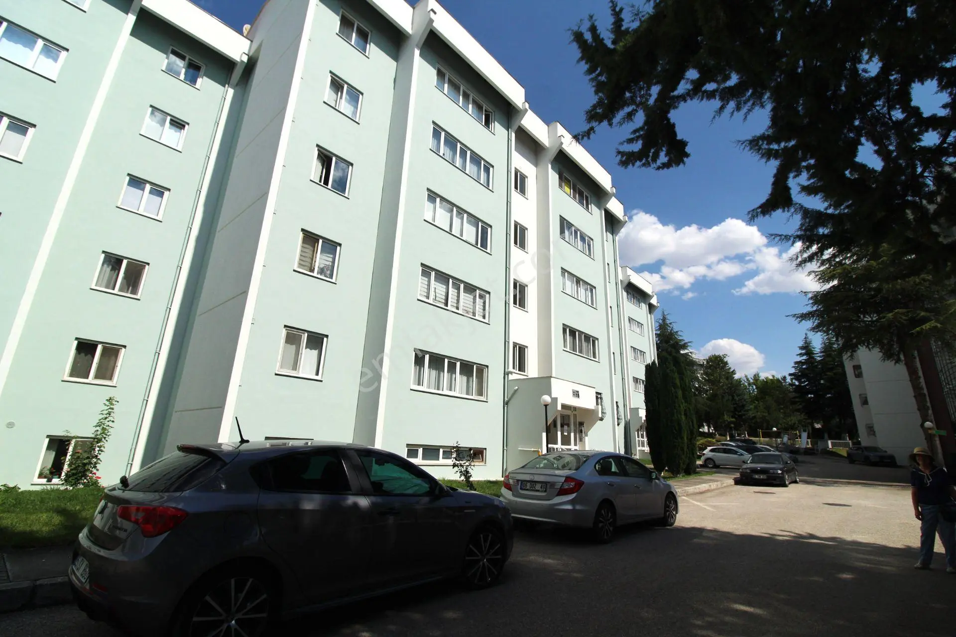 Kiralık 3+1 Bakımlı Daire – Çankaya Konutkent Oyak 9 Sitesi - Görsel 2