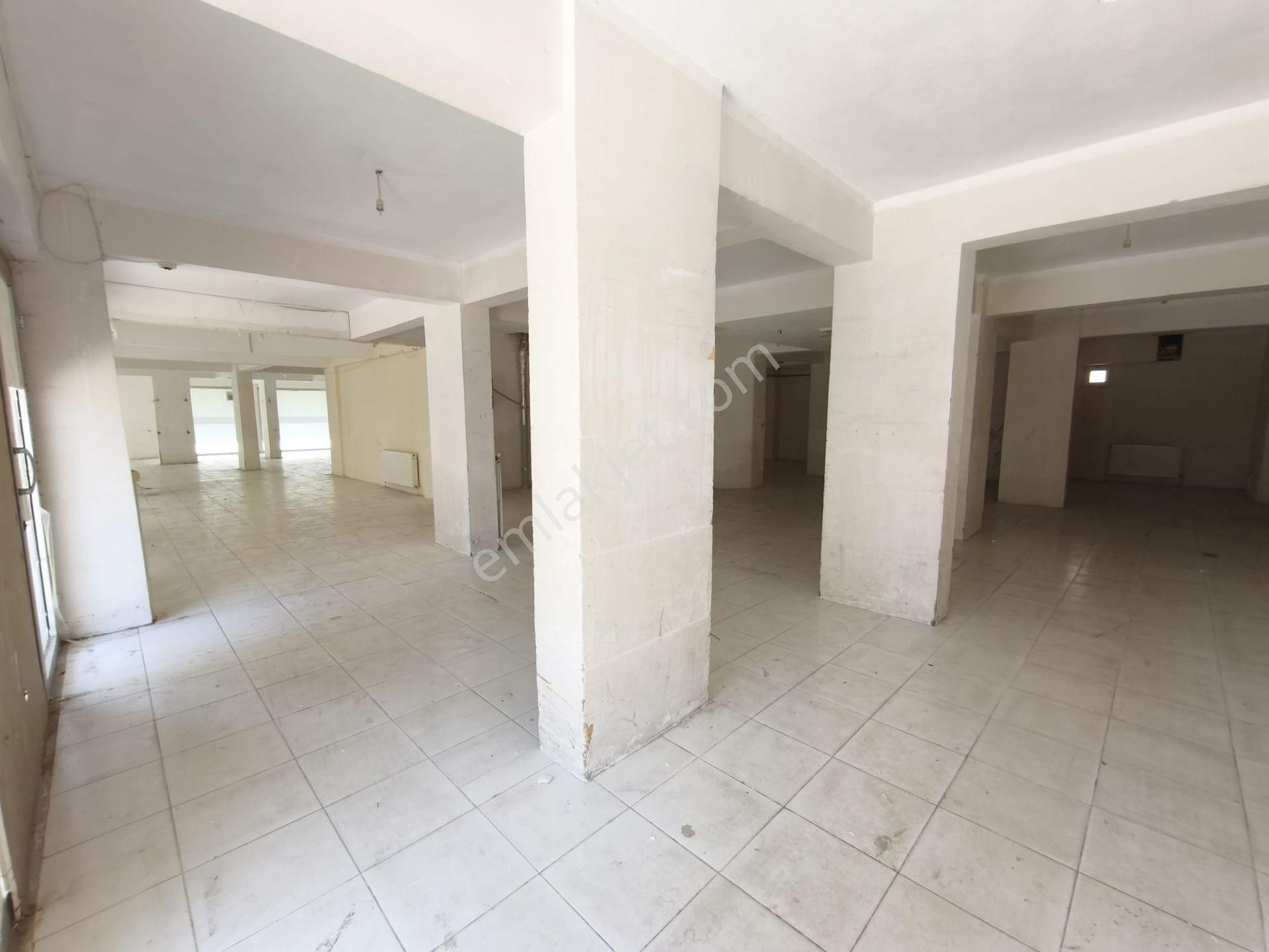 Çorlu Alipaşa Mahallesi Arslanlar Sitesi'nde Satılık İş Yeri - Görsel 4