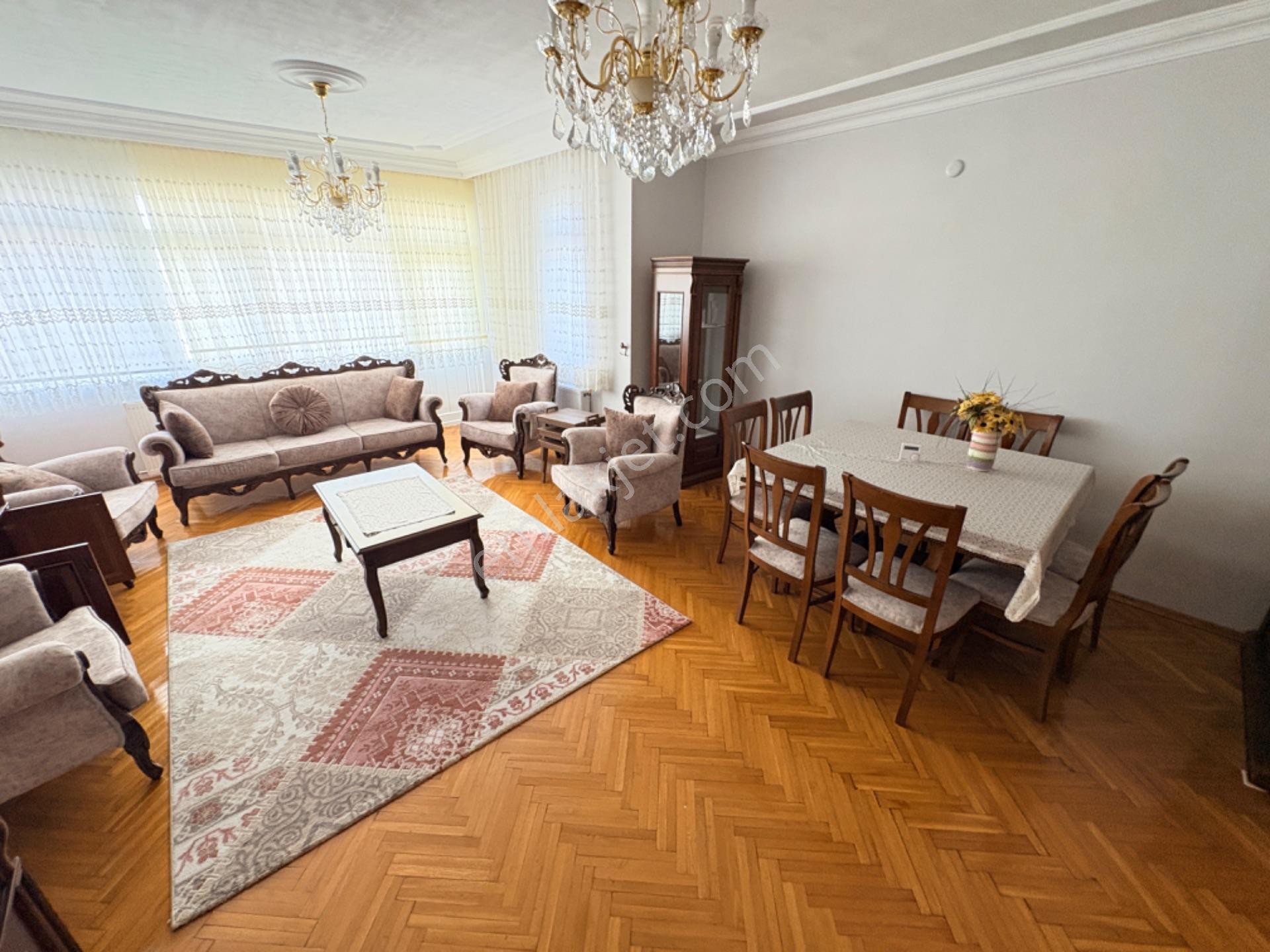 Marmara'dan Fatih Mahallesi 4+1 Eşyalı Kiralık Daire - Görsel 2