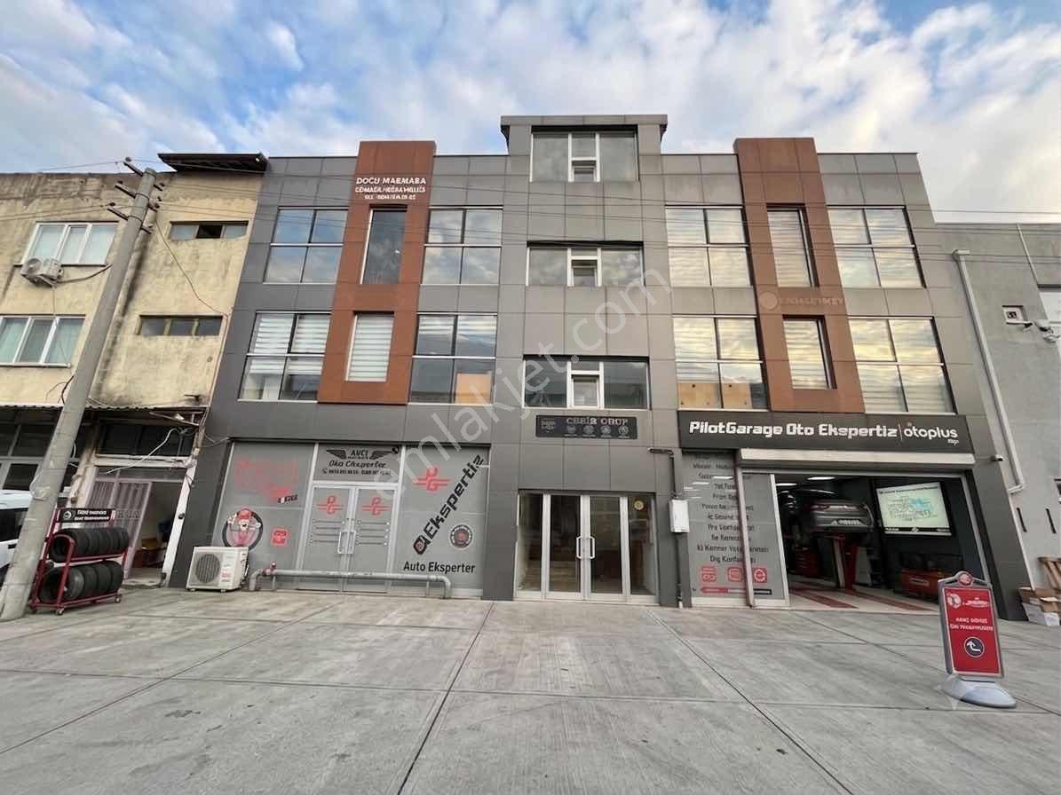Remax Erenler'de Geniş Kat Planlı Çok Odalı Kiralık Ofis Büro - Görsel 5