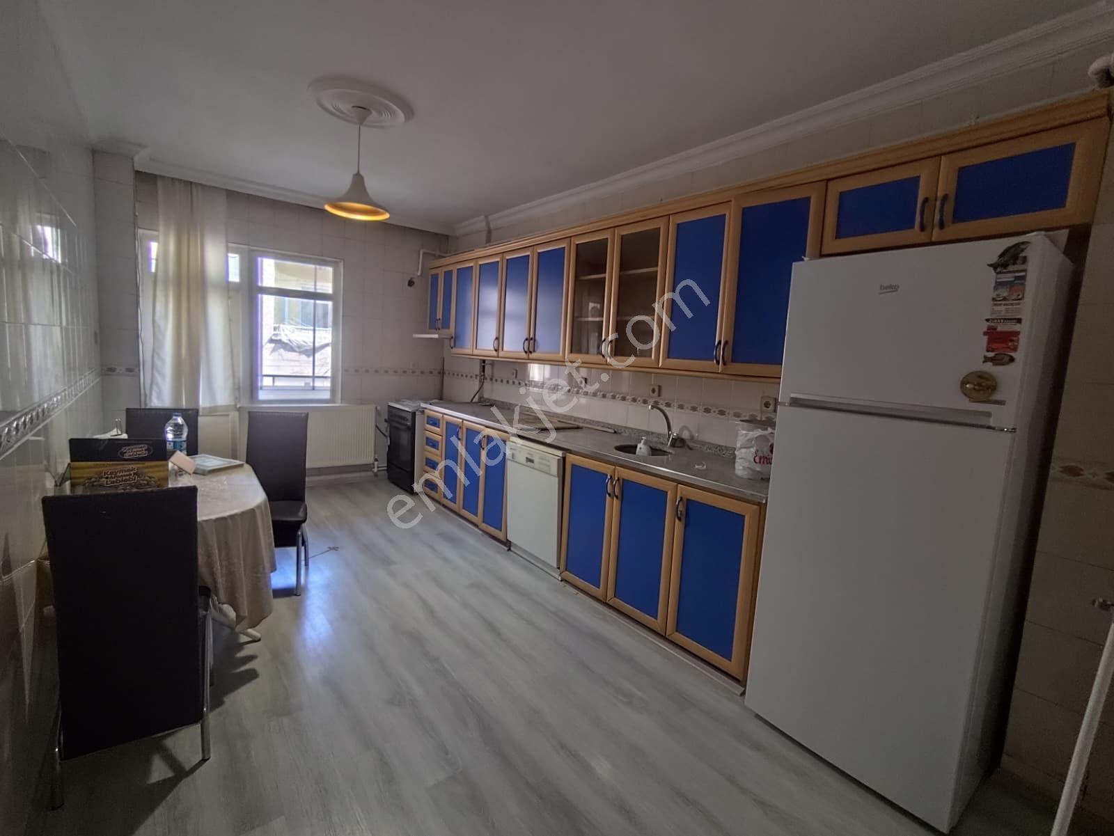 Ravza'da Satılık | 160 M² Ferah 3+1 | Merkezi Lokasyon - Görsel 6