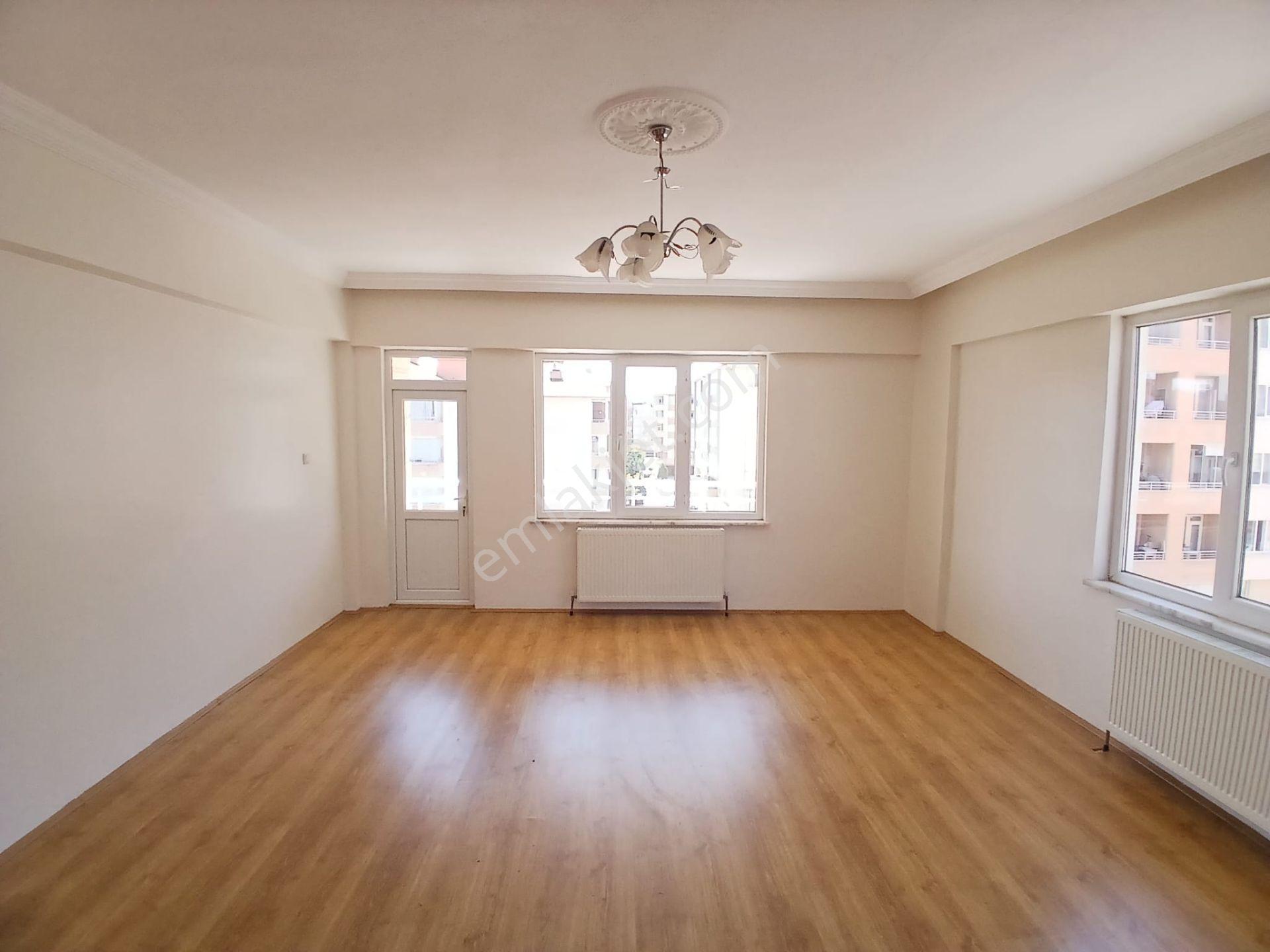 Akçay Emlak'tan Akşehir Yarenler Mahallesi Cumhuriyet İlkokulu Civarında Kiralık 3+1 Daire - Görsel 7