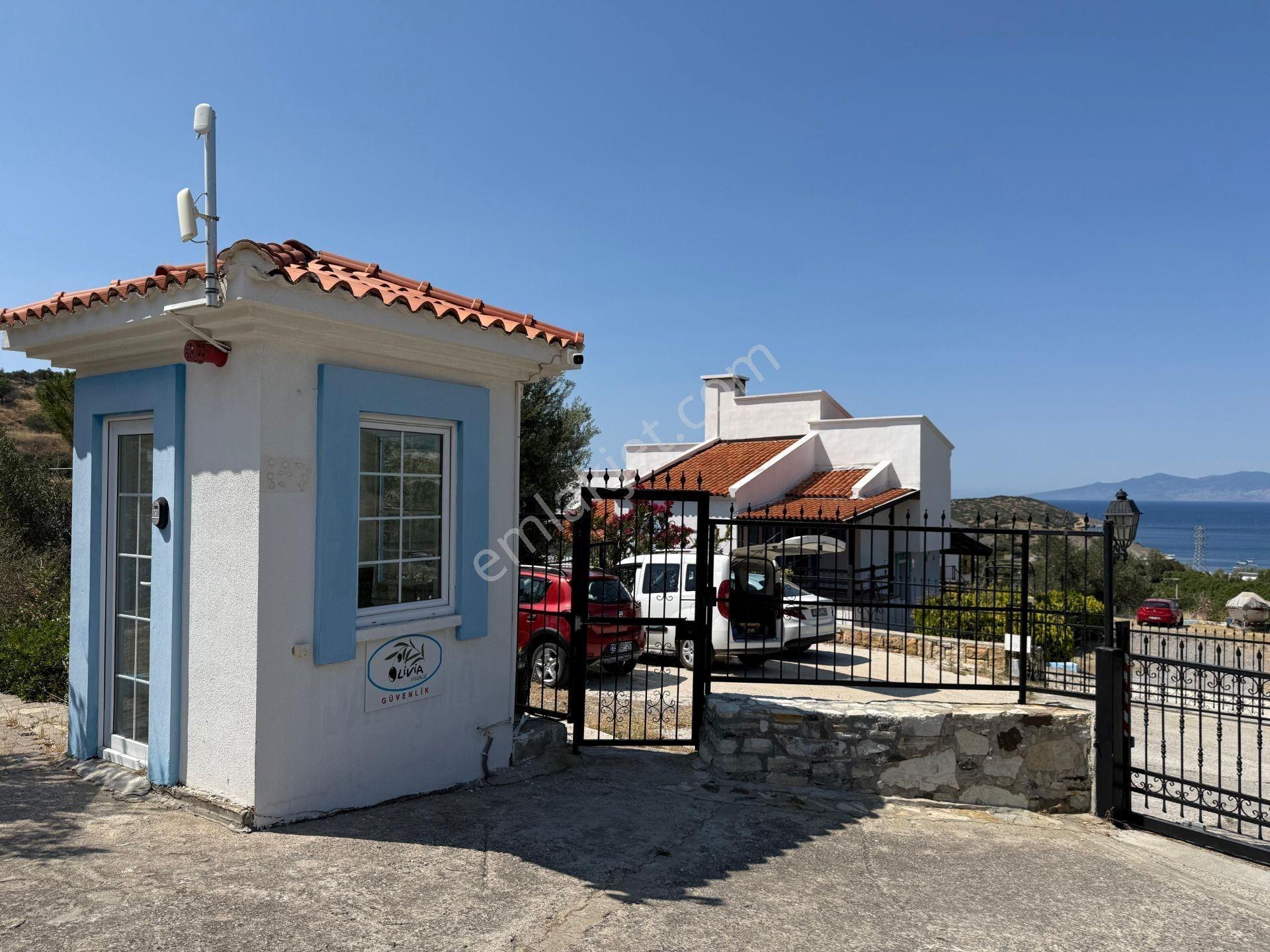 Foça'nın Ödüllü Sitesi Olivia Village Satılık 1+1 Yazlık - Görsel 31