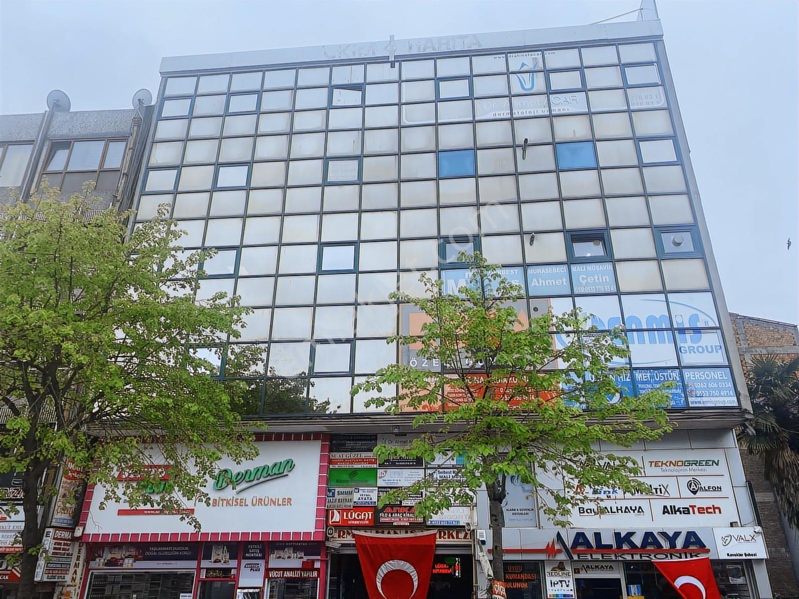 C21 İz Mehmet Çakar'dan Merkezde Kiralık Büyük Ofis... - Görsel 28