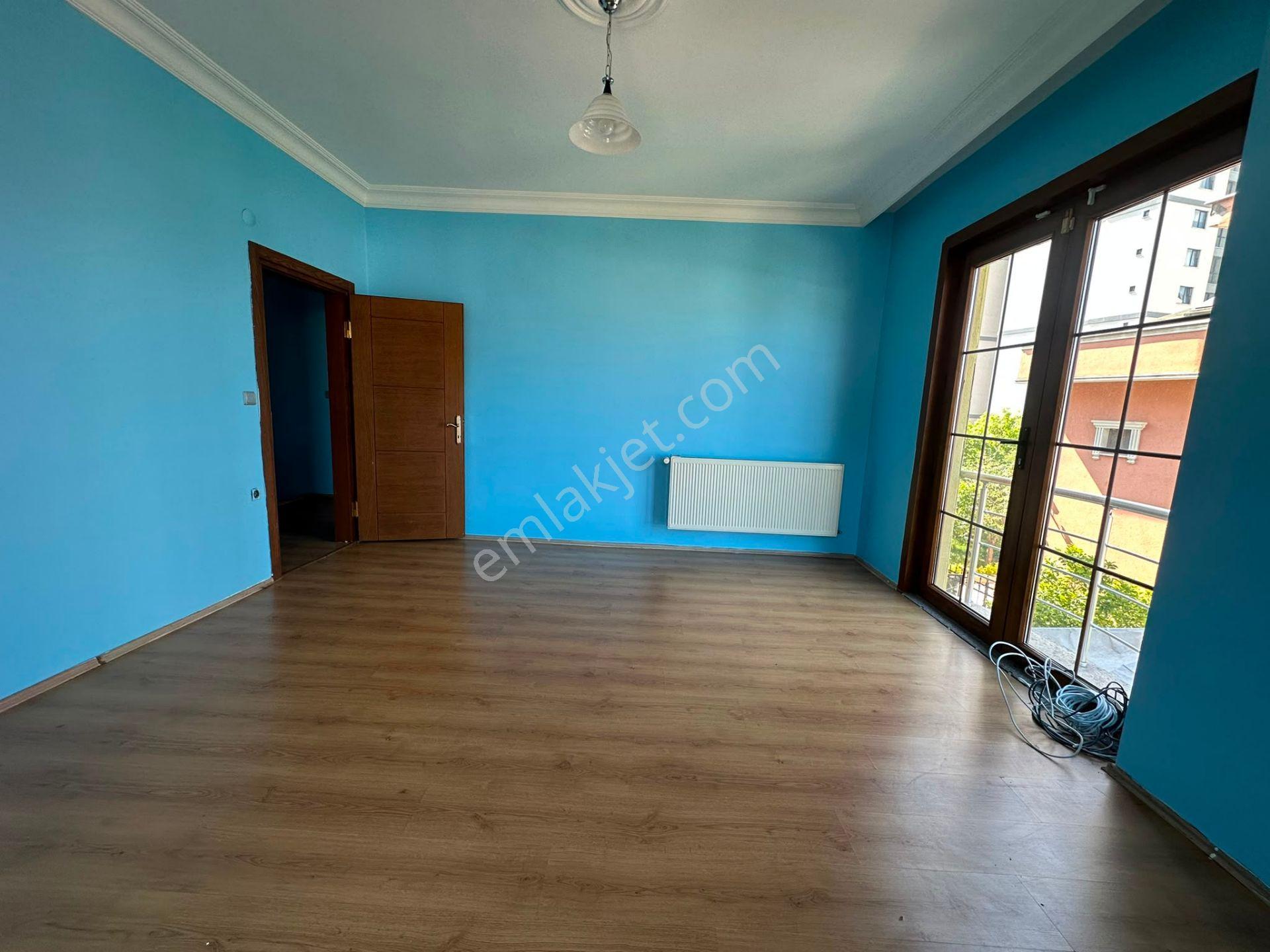 Mertcan Dan Çarşı Mah 80m2 Bahçe Kullanımlı 4+1 Fırsat Kiralık Villa - Görsel 4