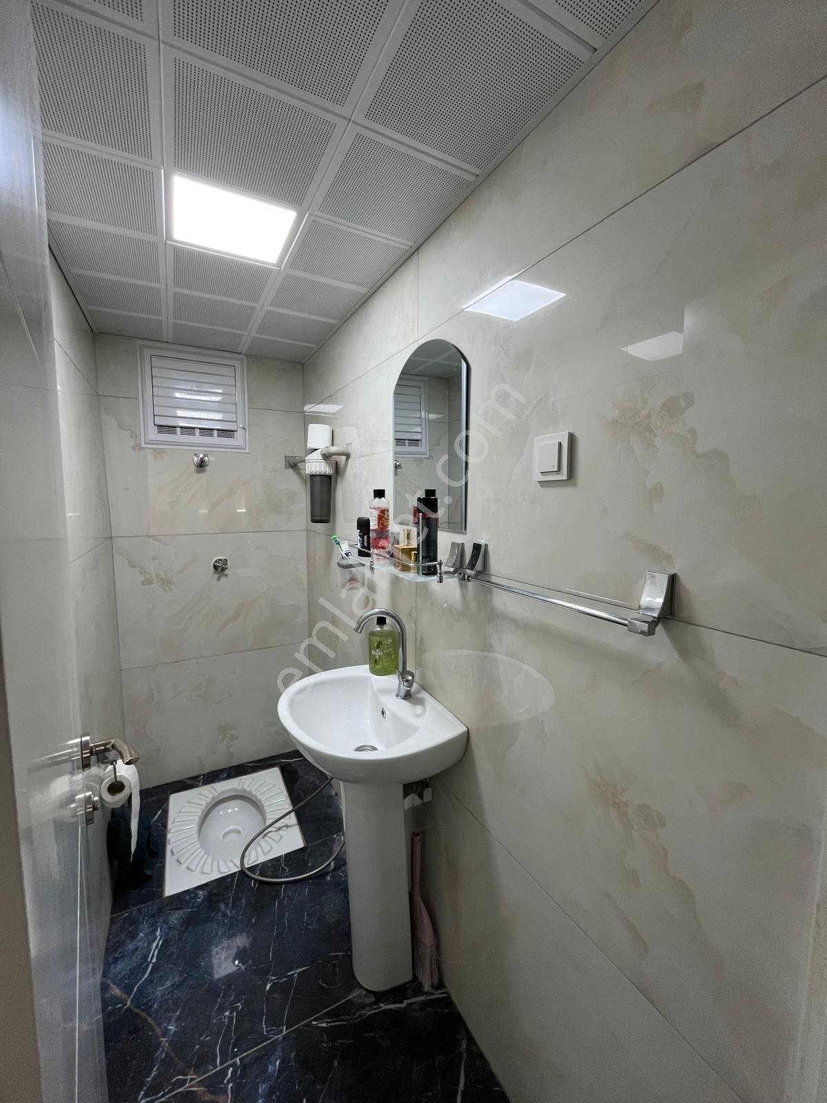 Demircikara B.onat Caddesi Yakını Site İçi Full Tadilatlı 160 M2 - Görsel 32