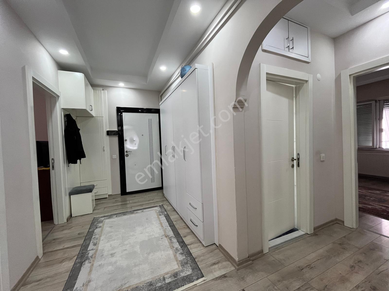 Demircikara B.onat Caddesi Yakını Site İçi Full Tadilatlı 160 M2 - Görsel 24