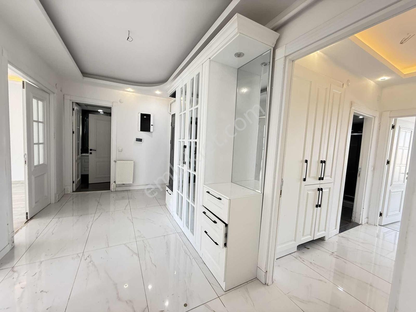 Turanlardan...yüzakı Ana Cadde Üzeri 3+1 Kiralık Daire!! - Görsel 17