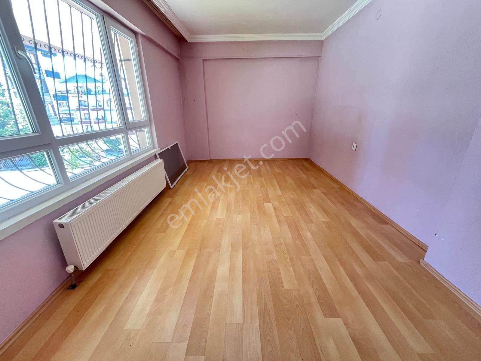 Özlem Caddesine Paralel 3+1 Ferah Temiz 3+1 Kiralık Daire** - Görsel 15