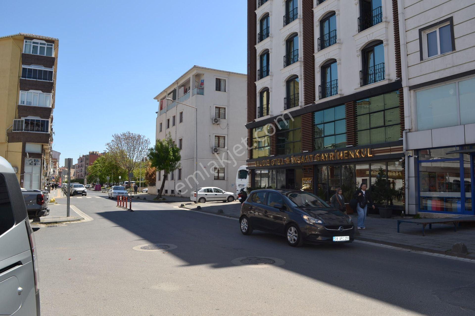 Lüleburgaz Çarşı Merkezde Satılık 2+1 Daire - Görsel 25