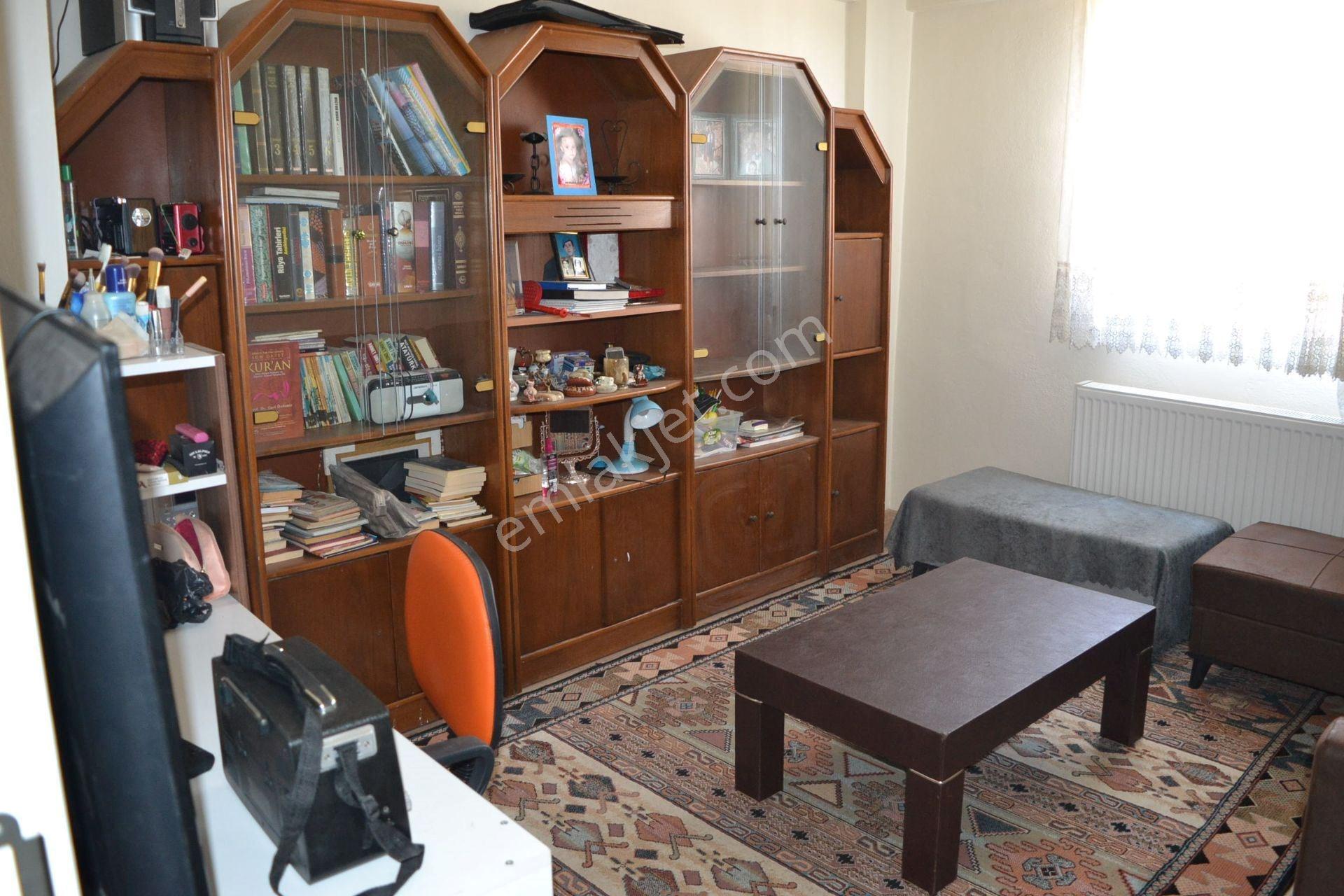 Lüleburgaz Çarşı Merkezde Satılık 2+1 Daire - Görsel 14
