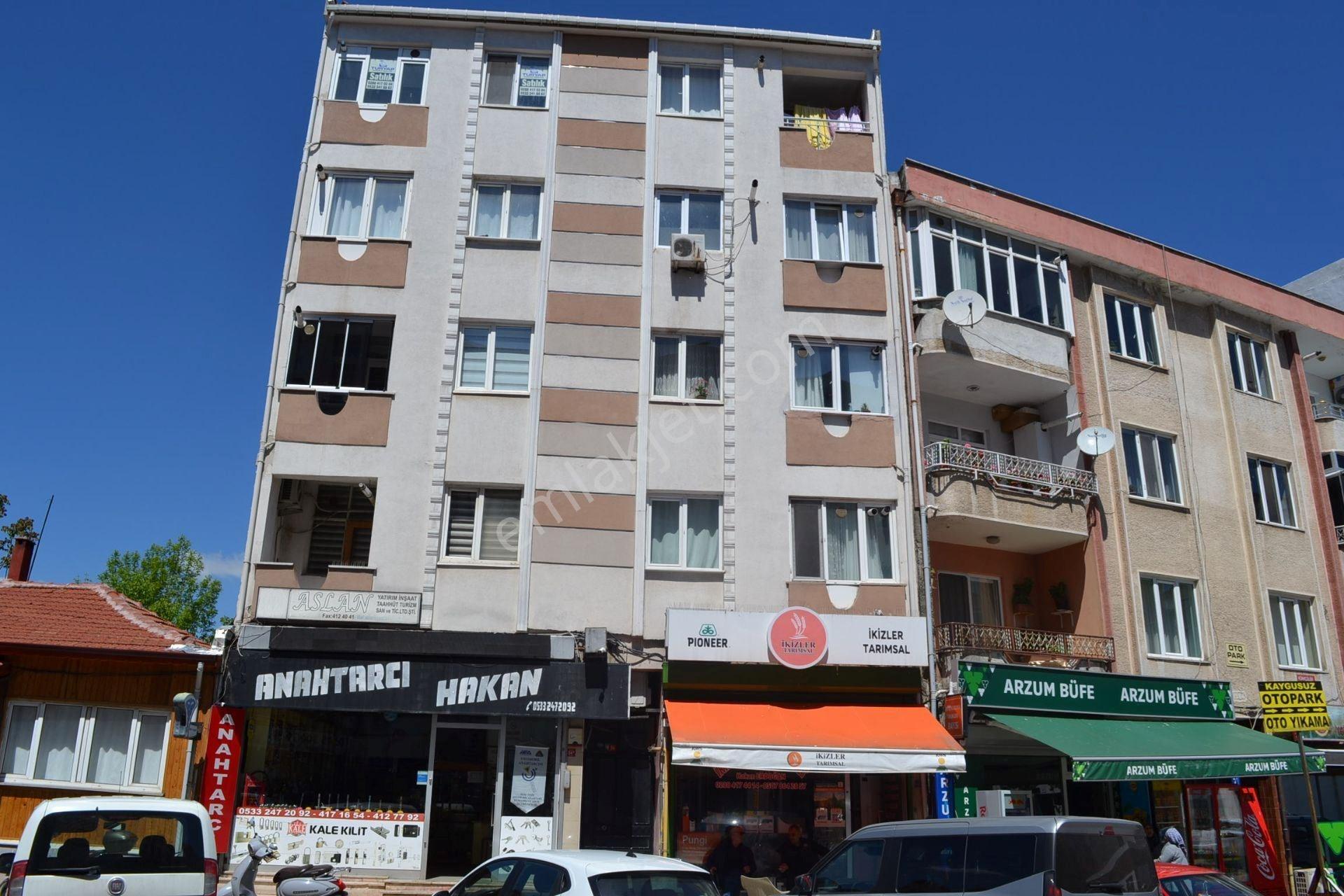 Lüleburgaz Çarşı Merkezde Satılık 2+1 Daire - Görsel 26