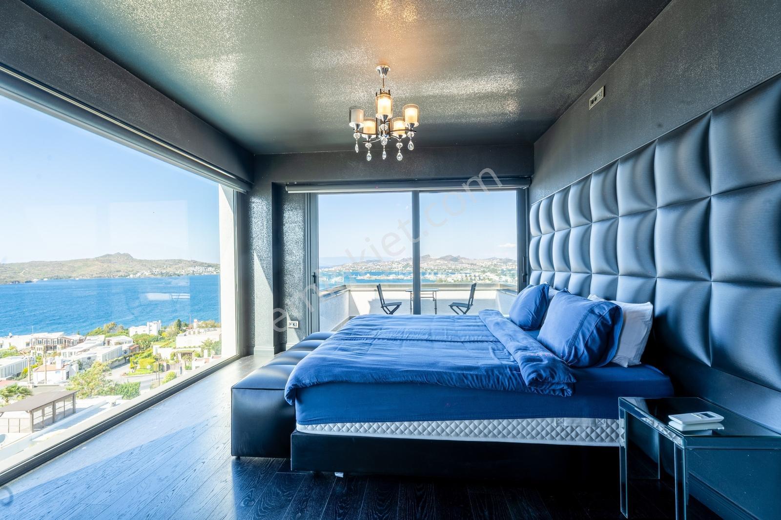 Yalıkavakta Panoramik Deniz&marina Manzaralı Satılık Lüks Villa - Görsel 3