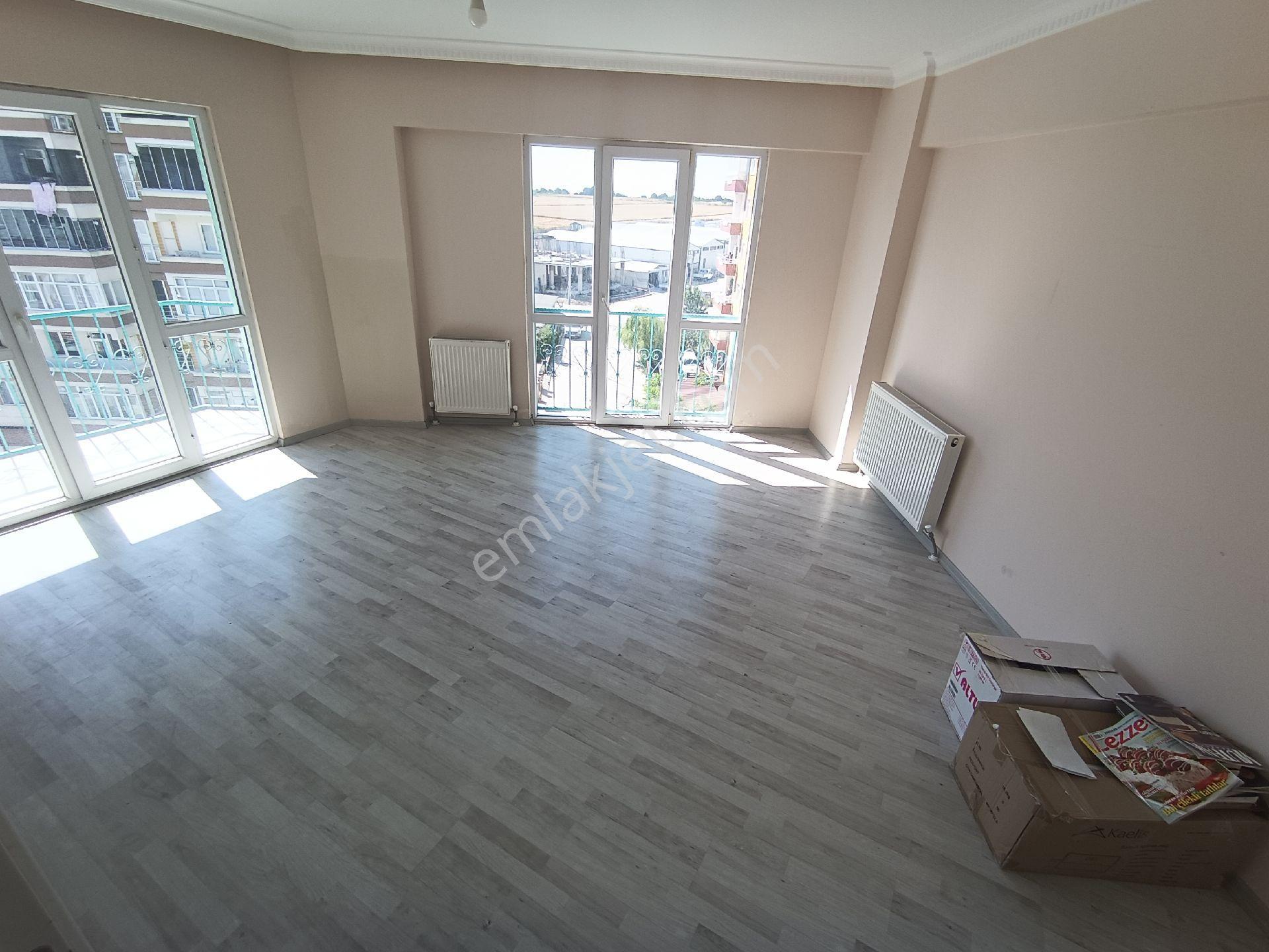 Kapaklı Yuvam Mahallesi'nde Okullar Yanında Kiralık Daire!!! - Görsel 2