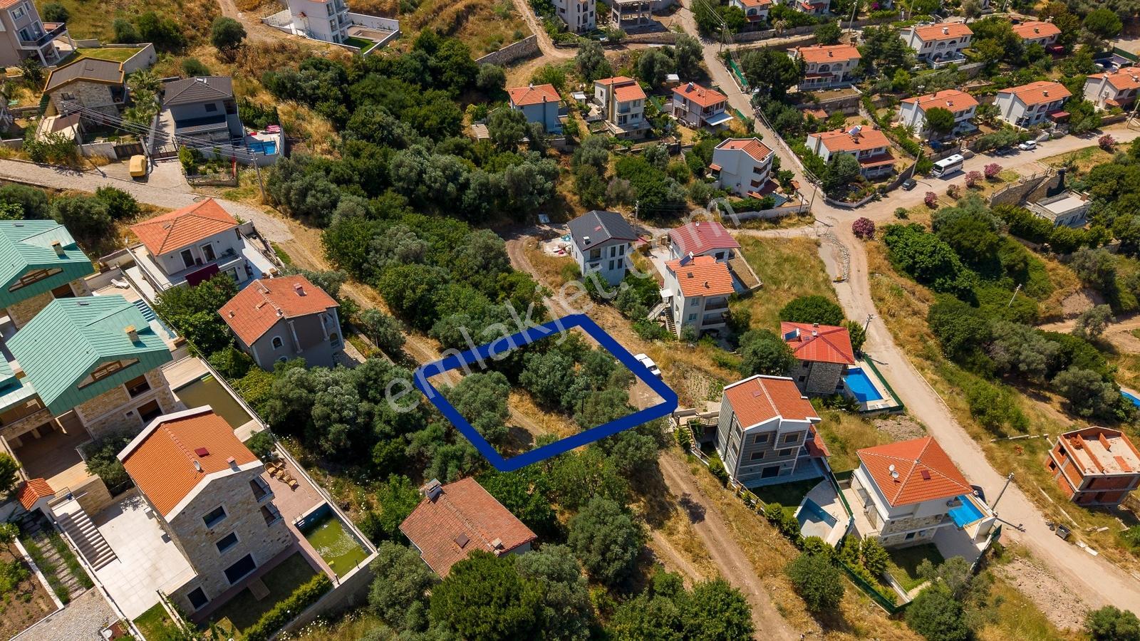 Yenifoça Donatkent Mevkiinde Satılık Deniz Manzaralı Arsa - Görsel 32