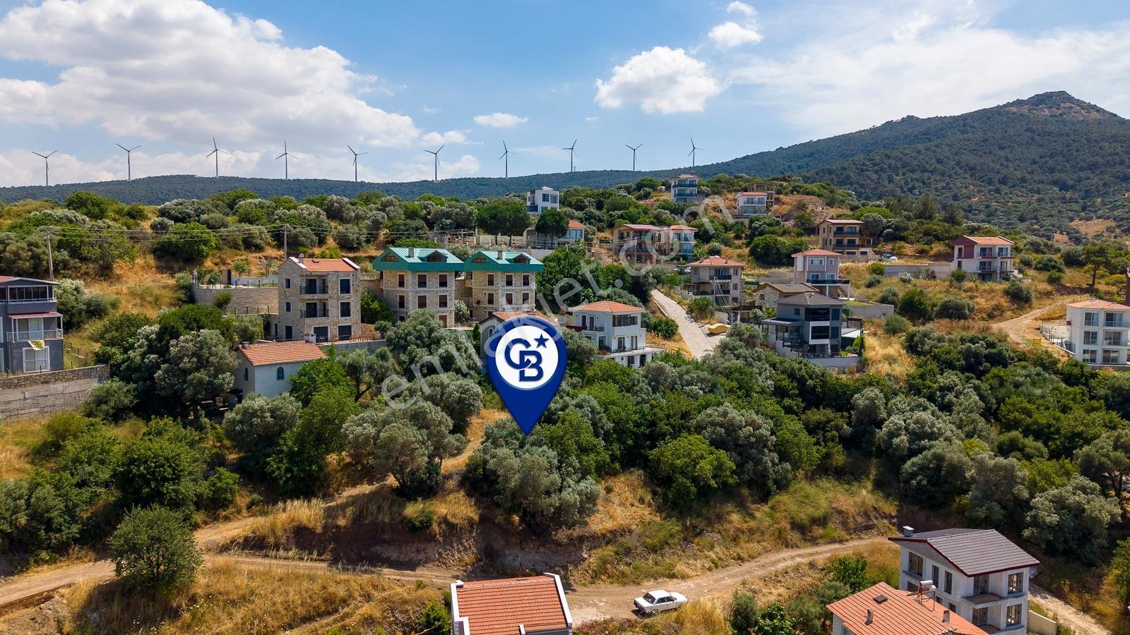 Yenifoça Donatkent Mevkiinde Satılık Deniz Manzaralı Arsa - Görsel 7