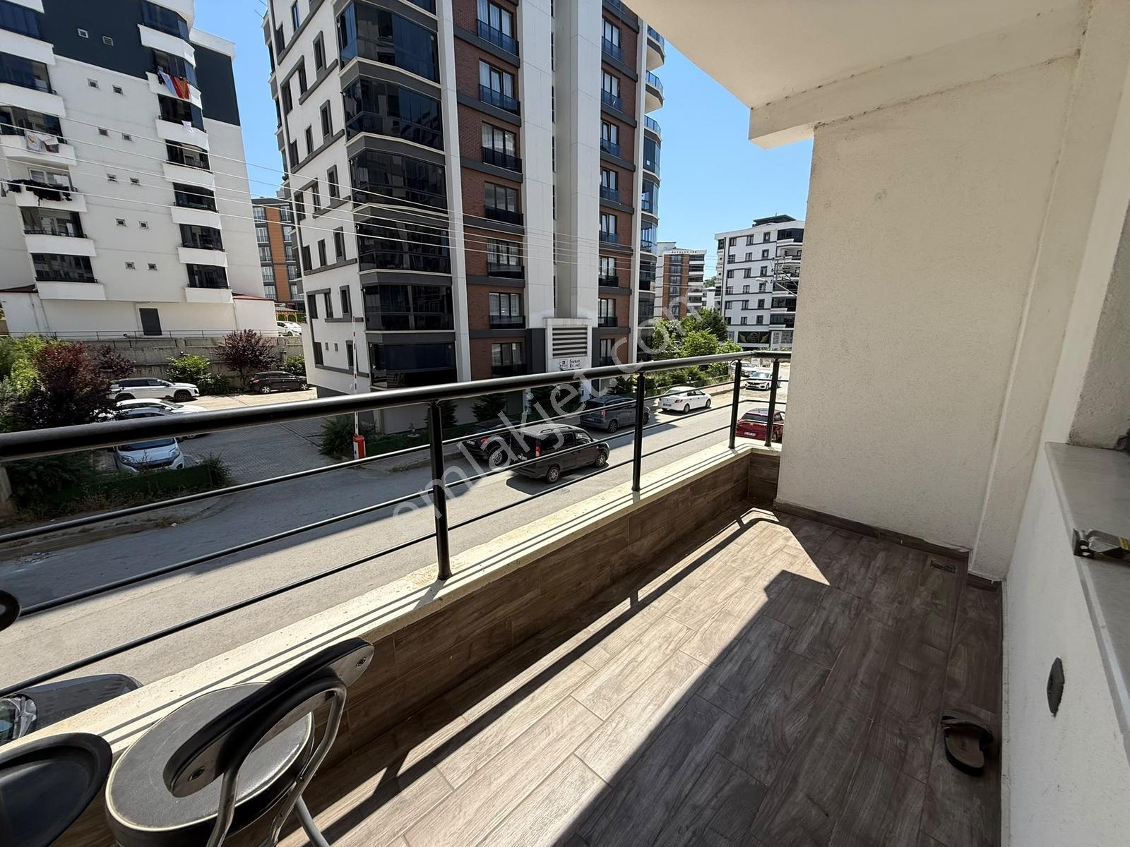 Bulut Emlaktan Kiralık 3+1 Atakent'te Bulvara 2. Bina - Görsel 12