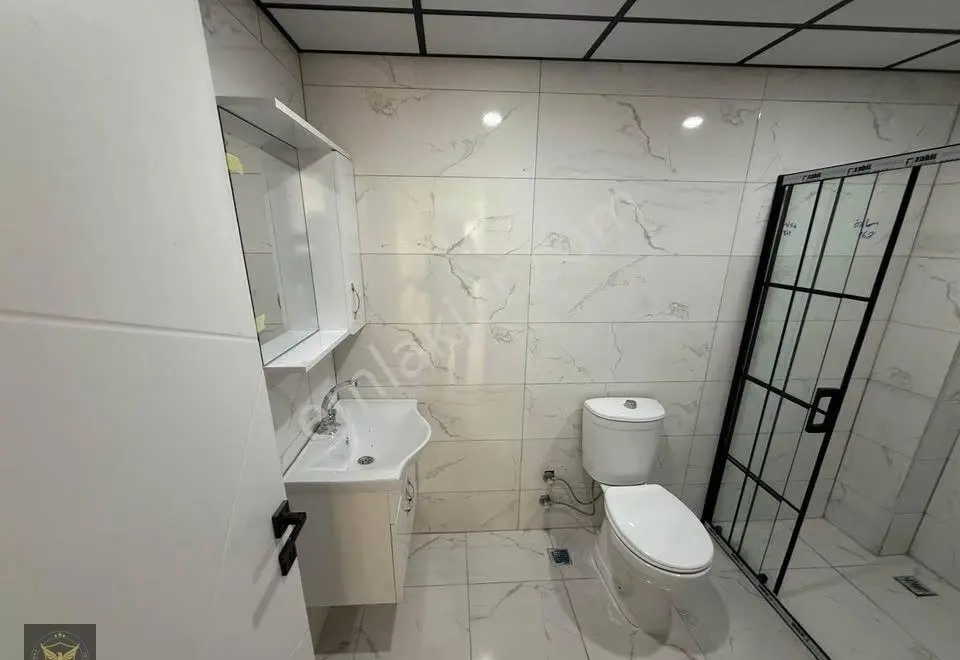 Beylikdüzü Osb Mahallesinde Medilife Has. Arkası Metrobüse Yakın 3+1 Dairemiz - Görsel 2